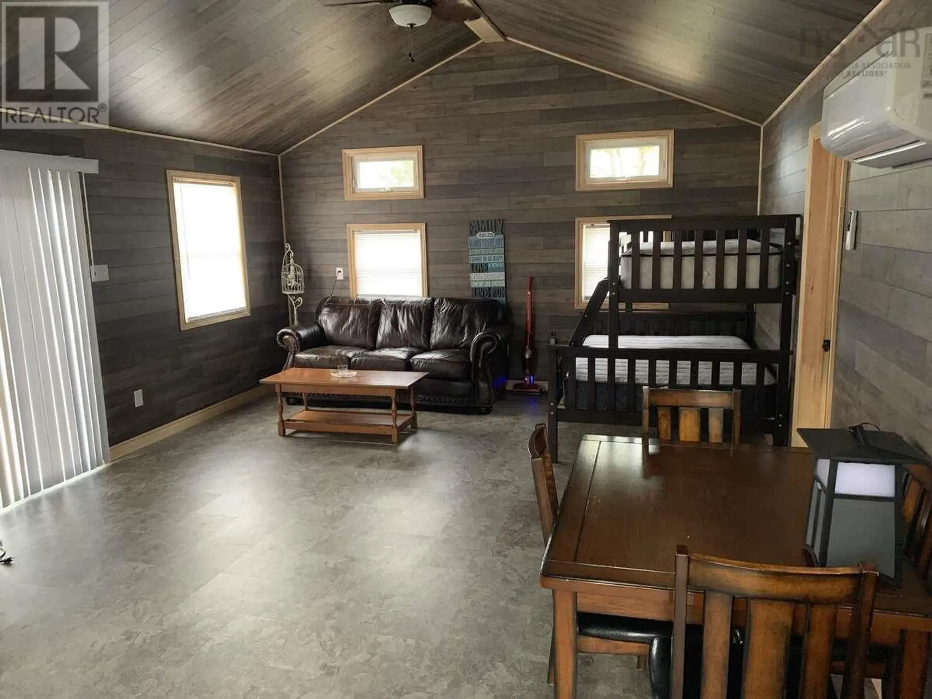 815 MILL LAKE ROAD - Image 2