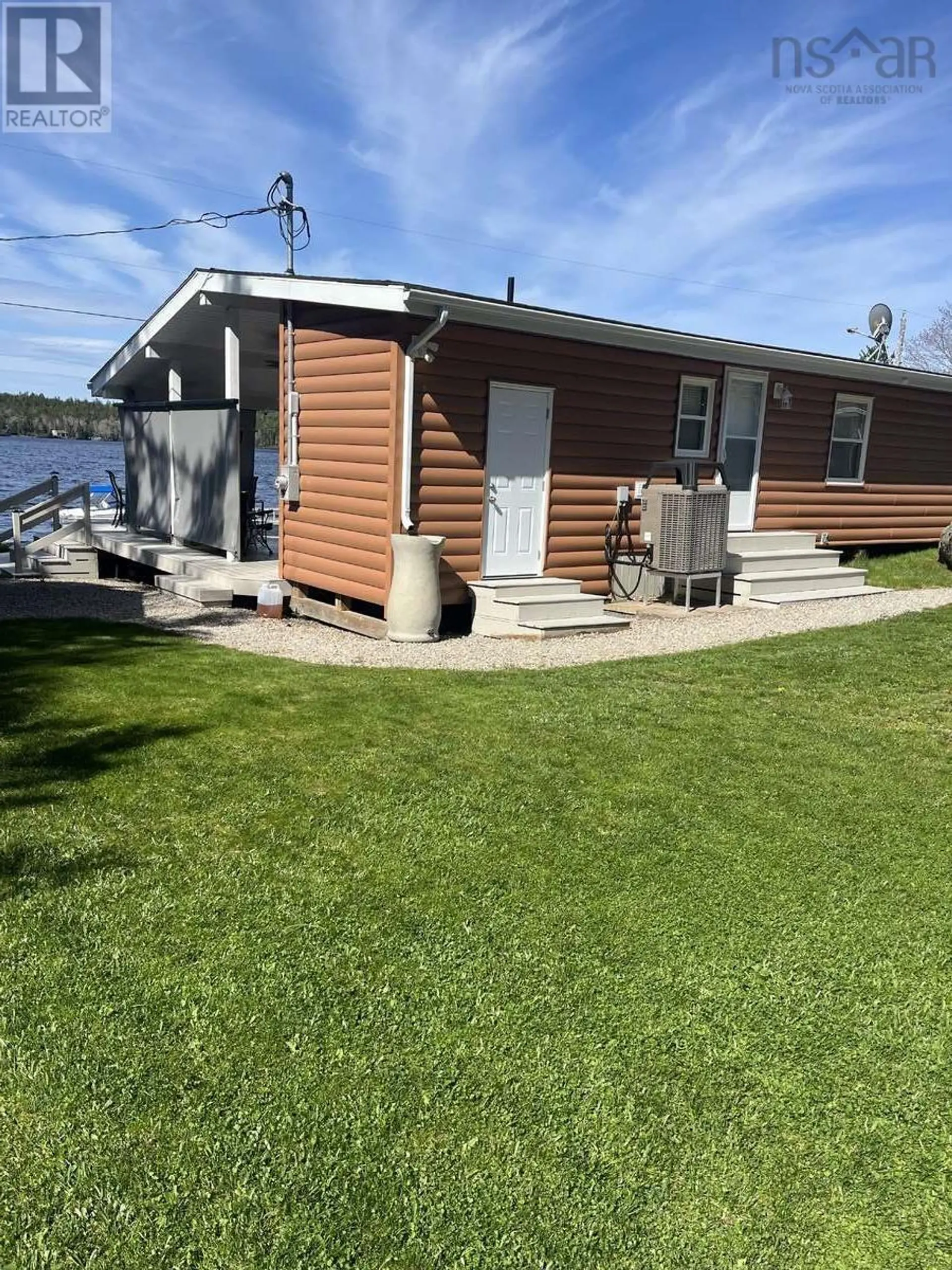 815 MILL LAKE ROAD - Image 17