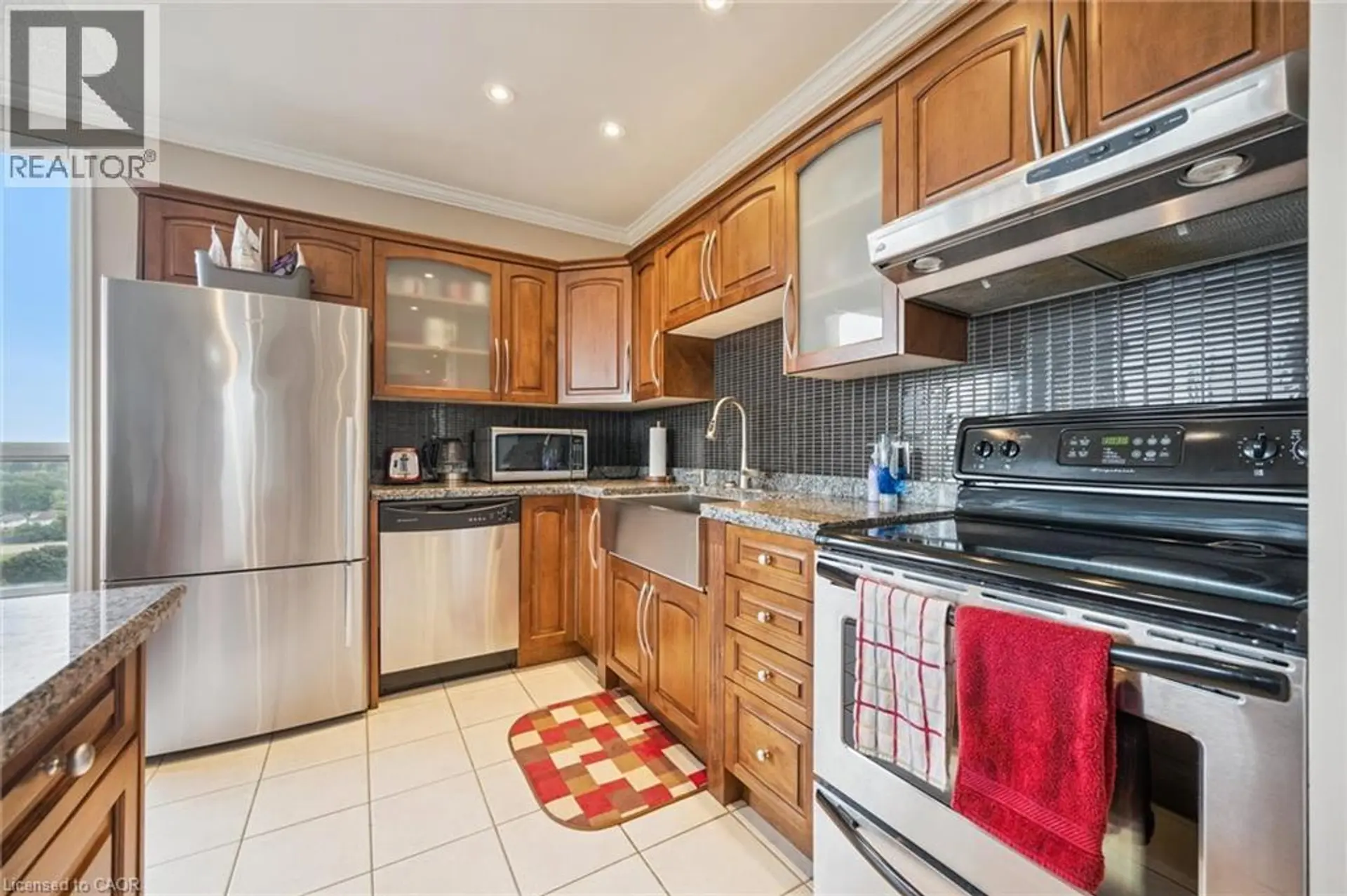 #1303 255 KEATS WAY - Image 7