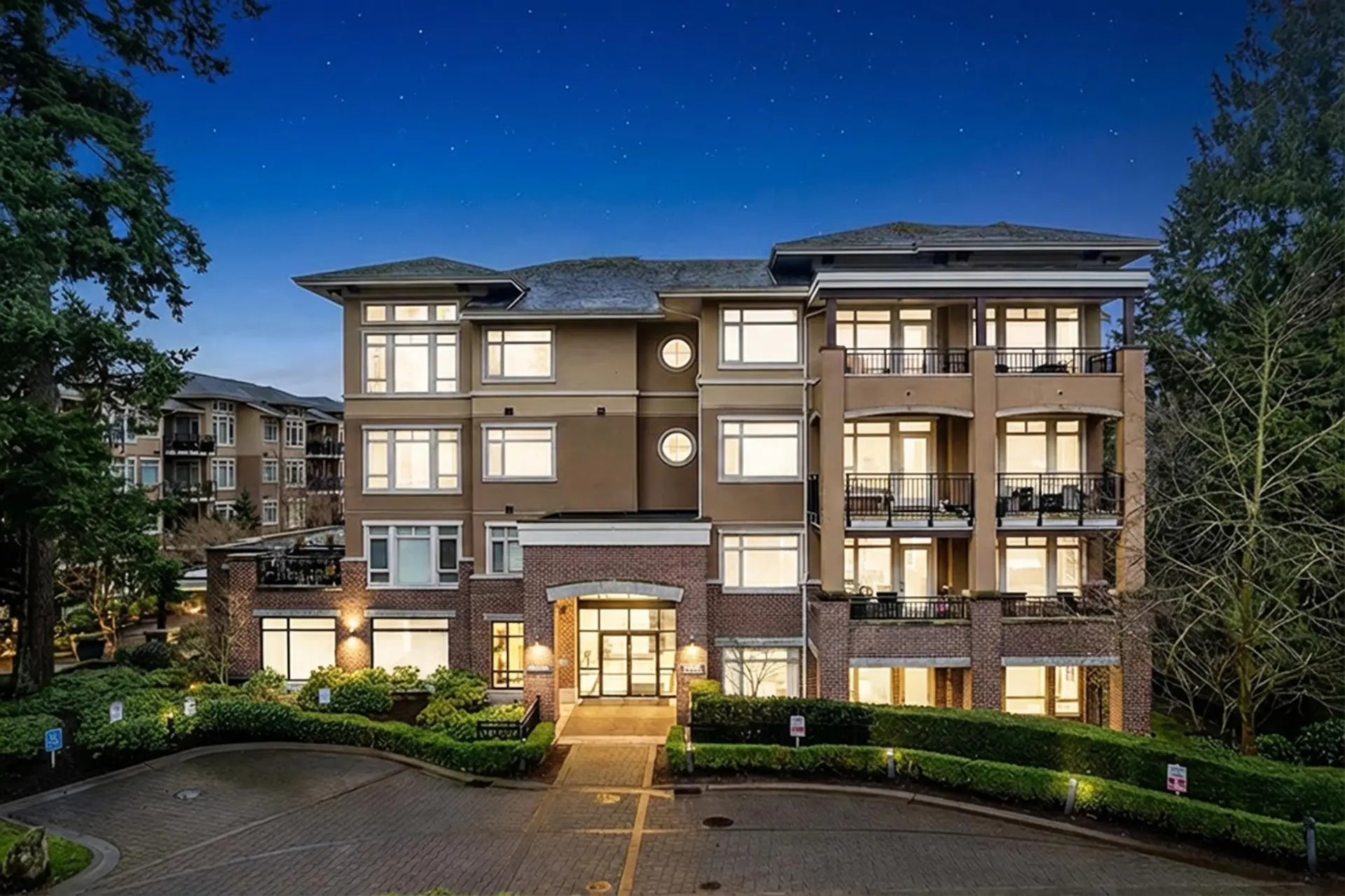 Property at #412 15360 20 Avenue, Surrey, BC