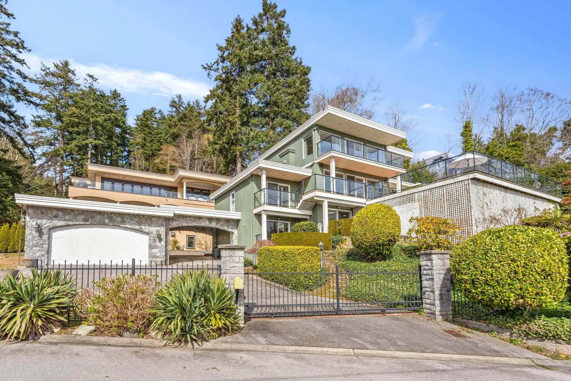 Property at 1309 Anderson Street, White Rock, BC