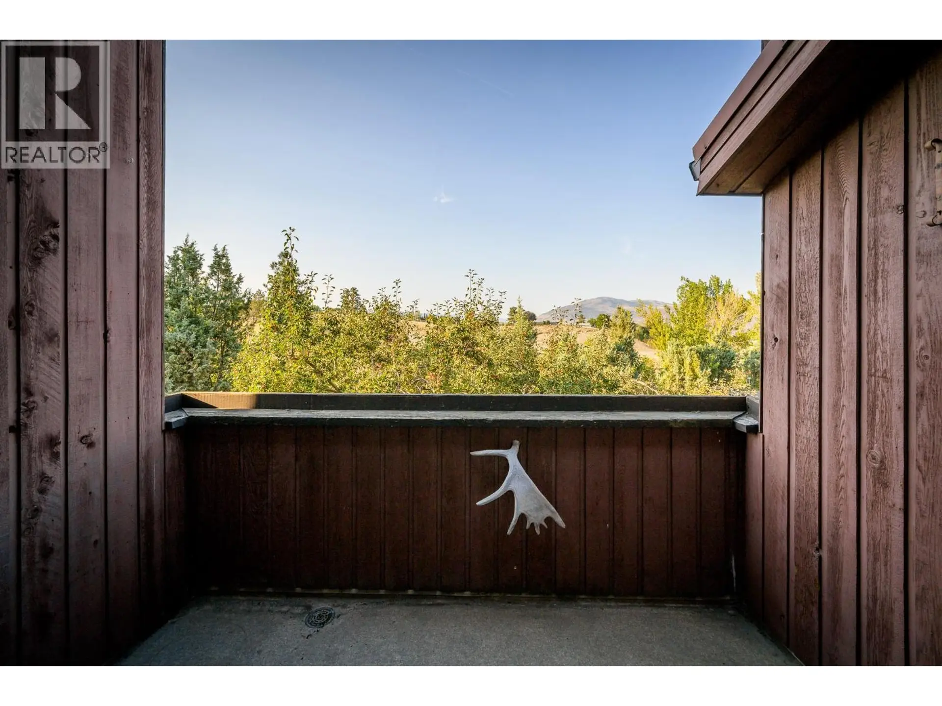 #53 1435 Summit Drive - Image 6
