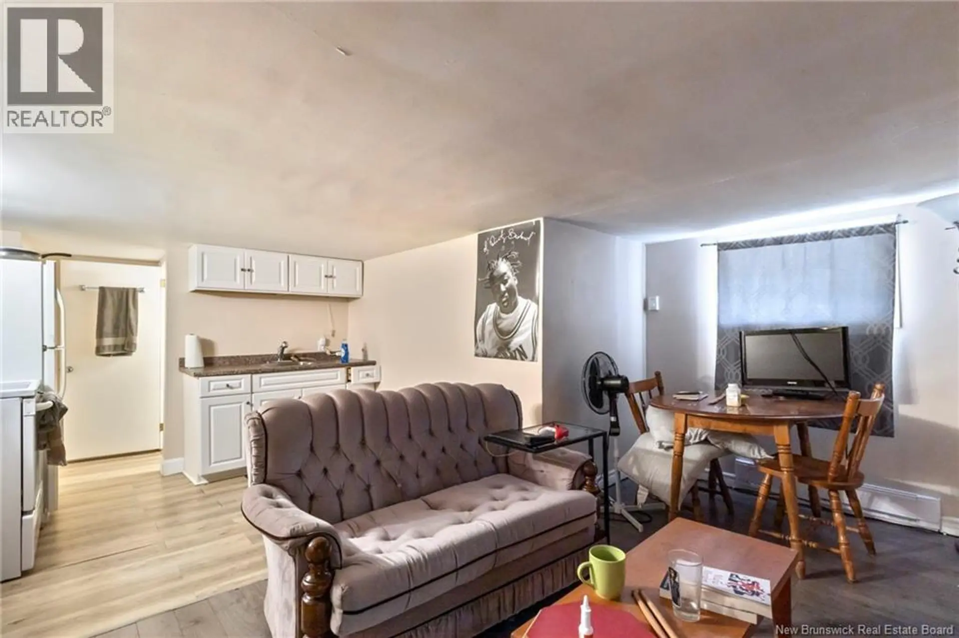 110 Cornhill - Image 11