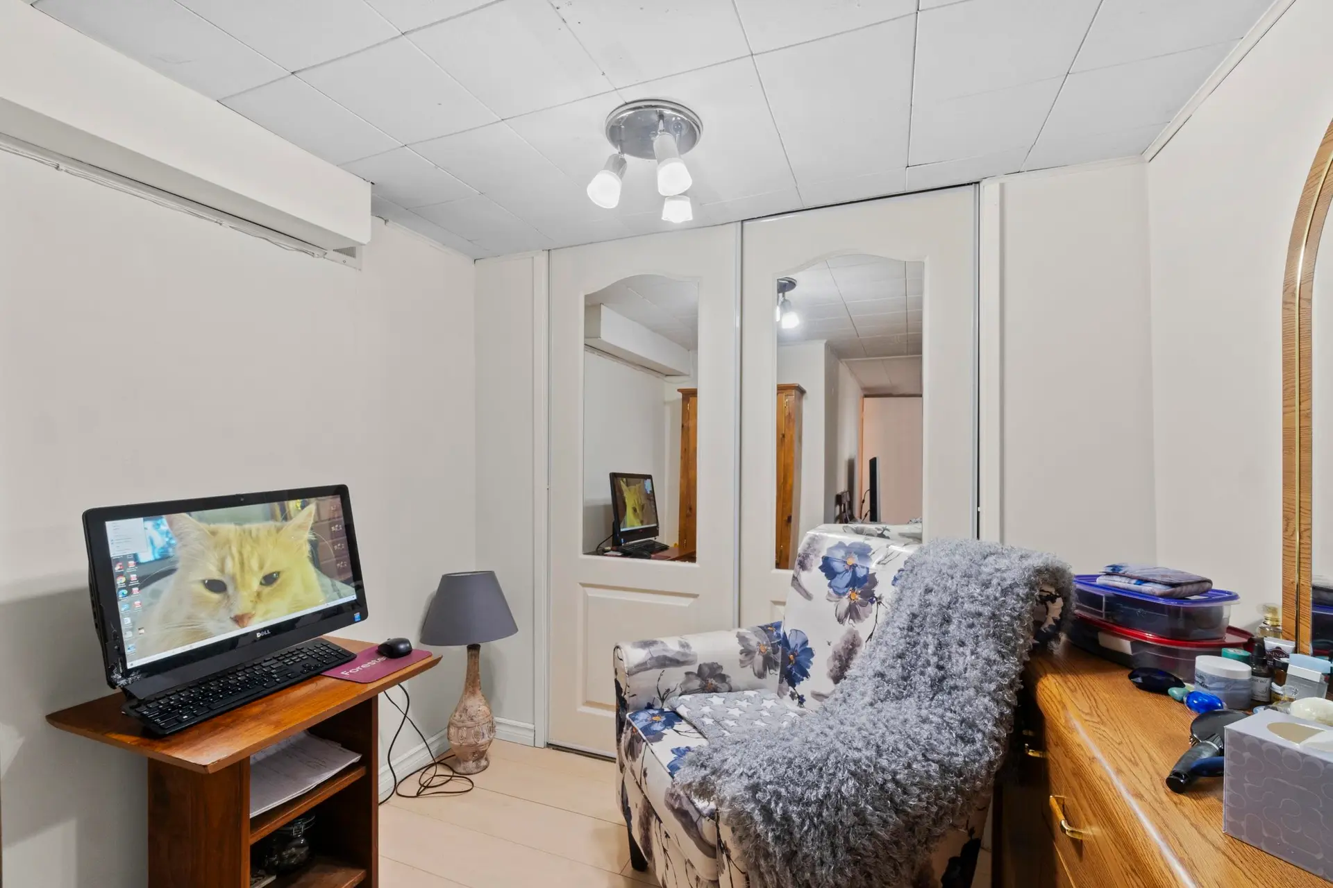570 Colby Street - Image 16