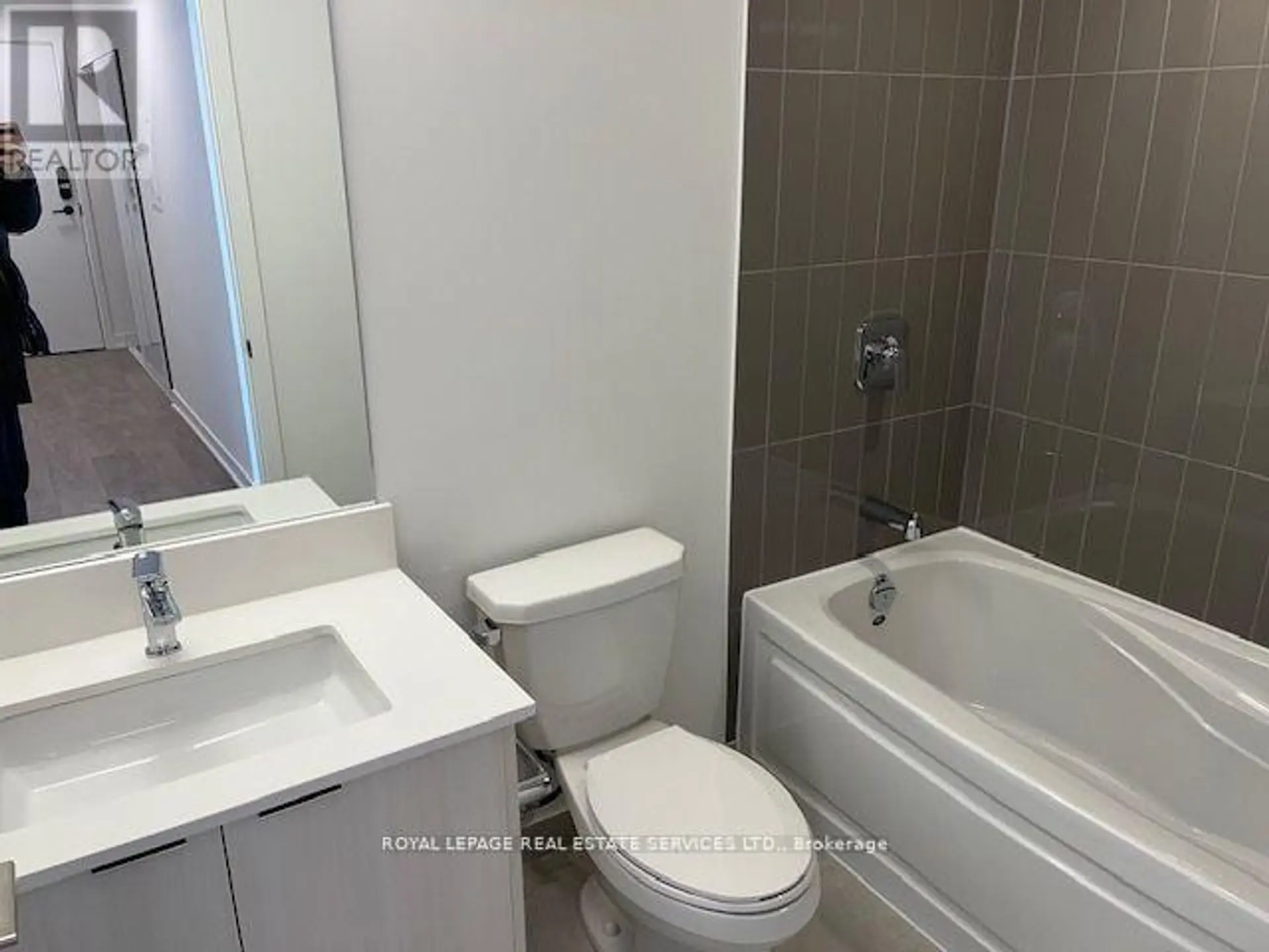 #1703 225 MALTA AVENUE - Image 10