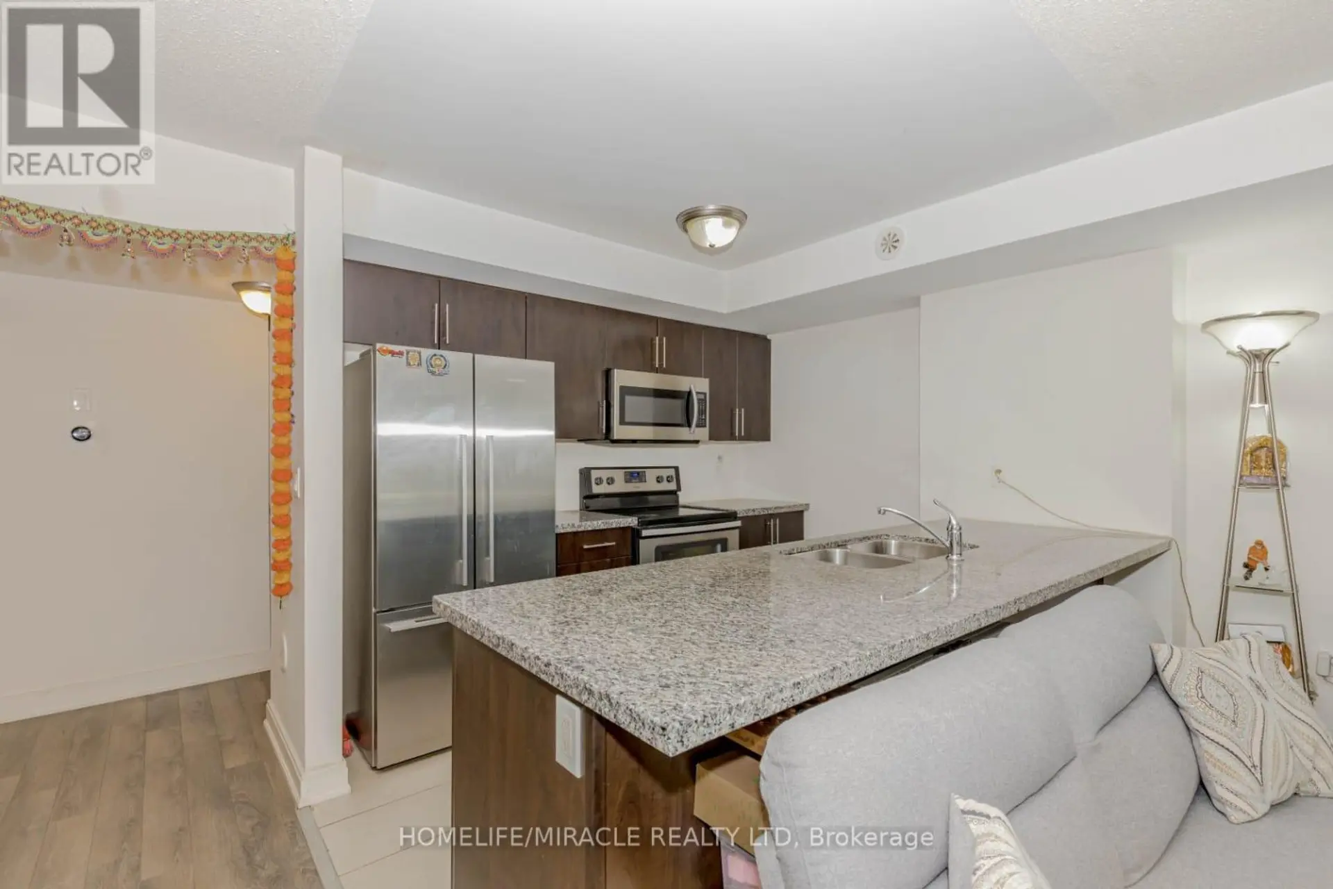 #29 100 DUFAY ROAD - Image 8