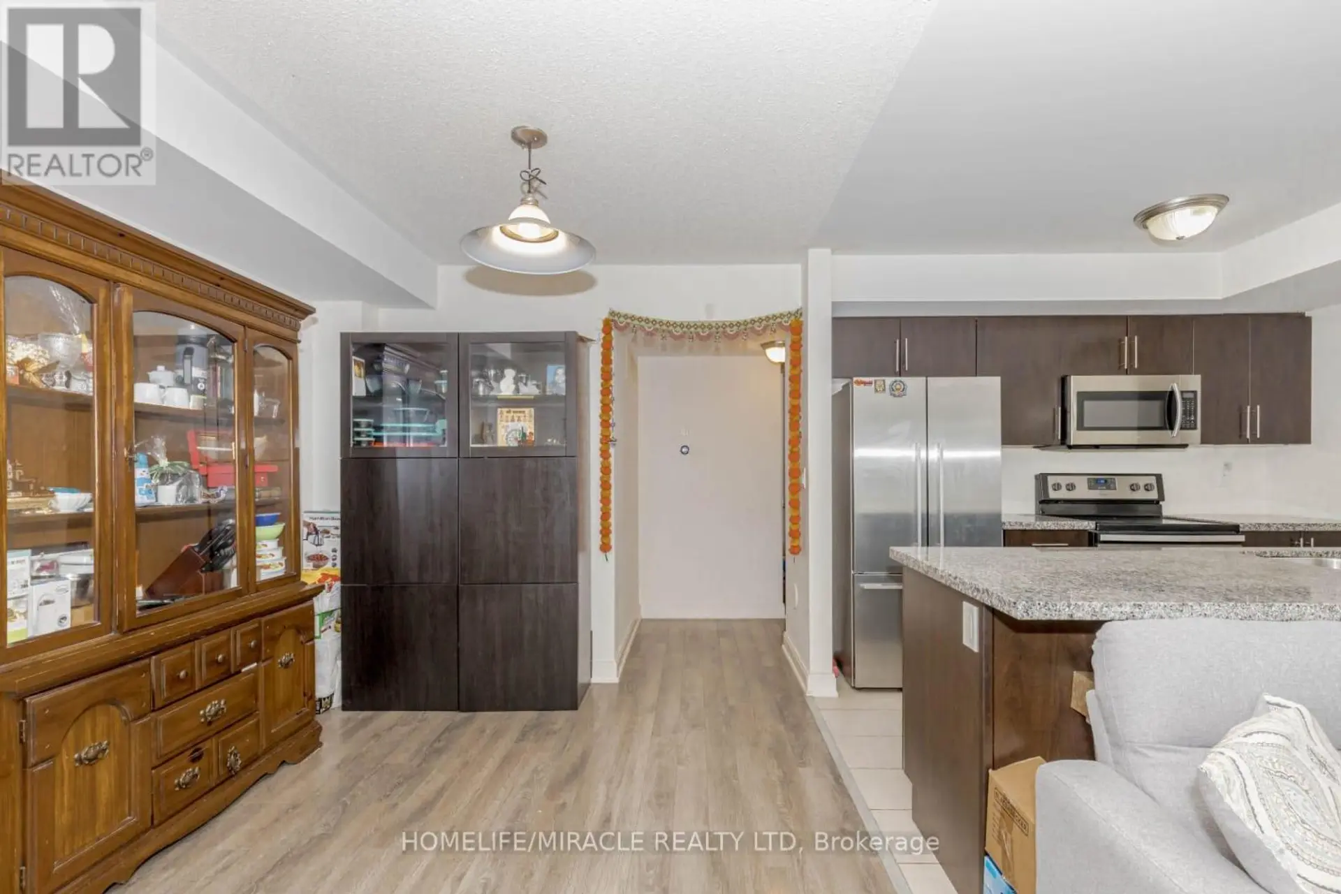 #29 100 DUFAY ROAD - Image 9