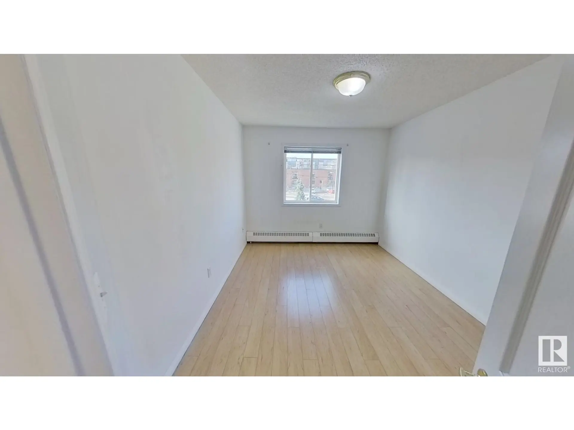#22 10331 106 ST NW - Image 8
