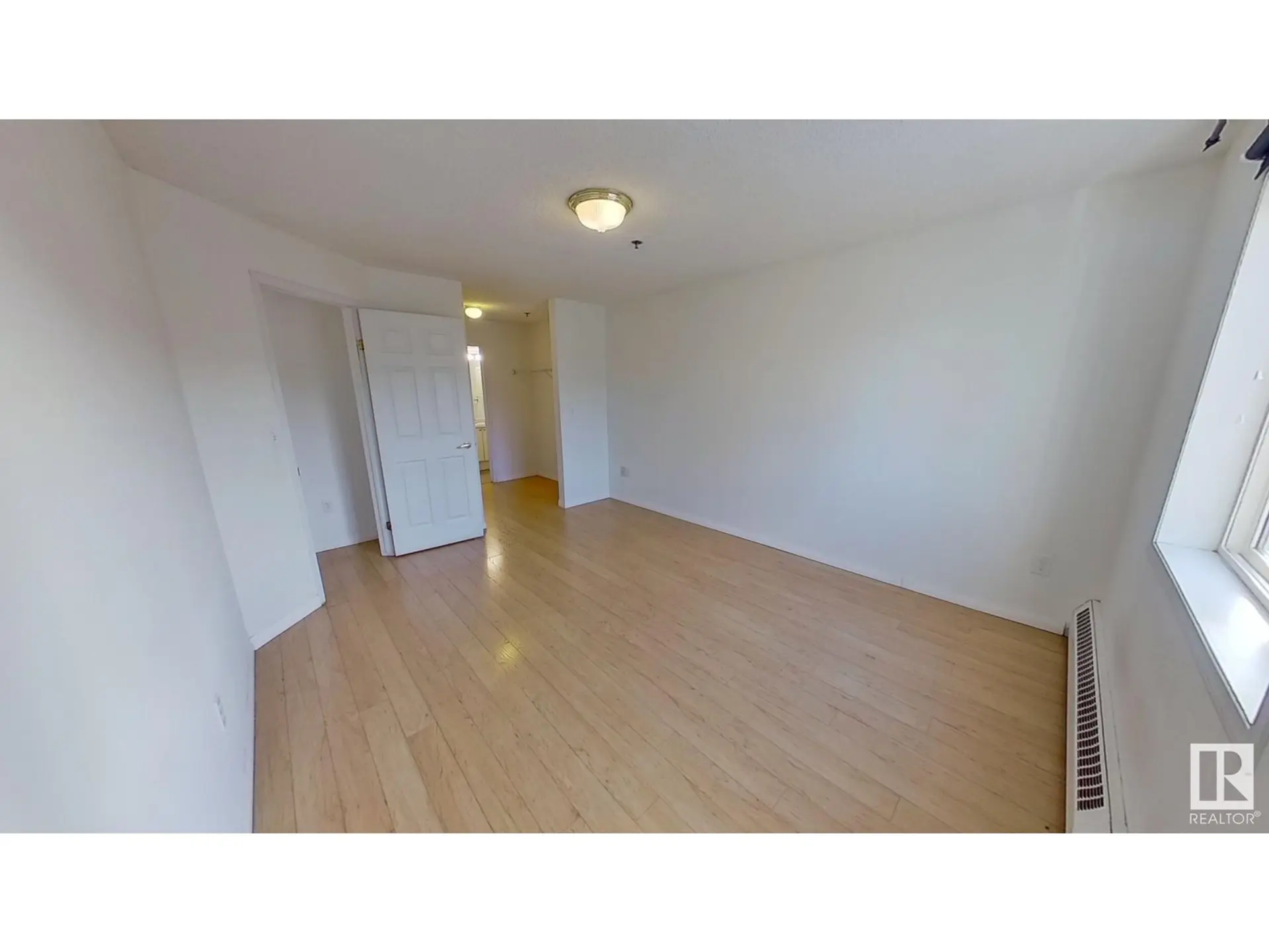 #22 10331 106 ST NW - Image 6