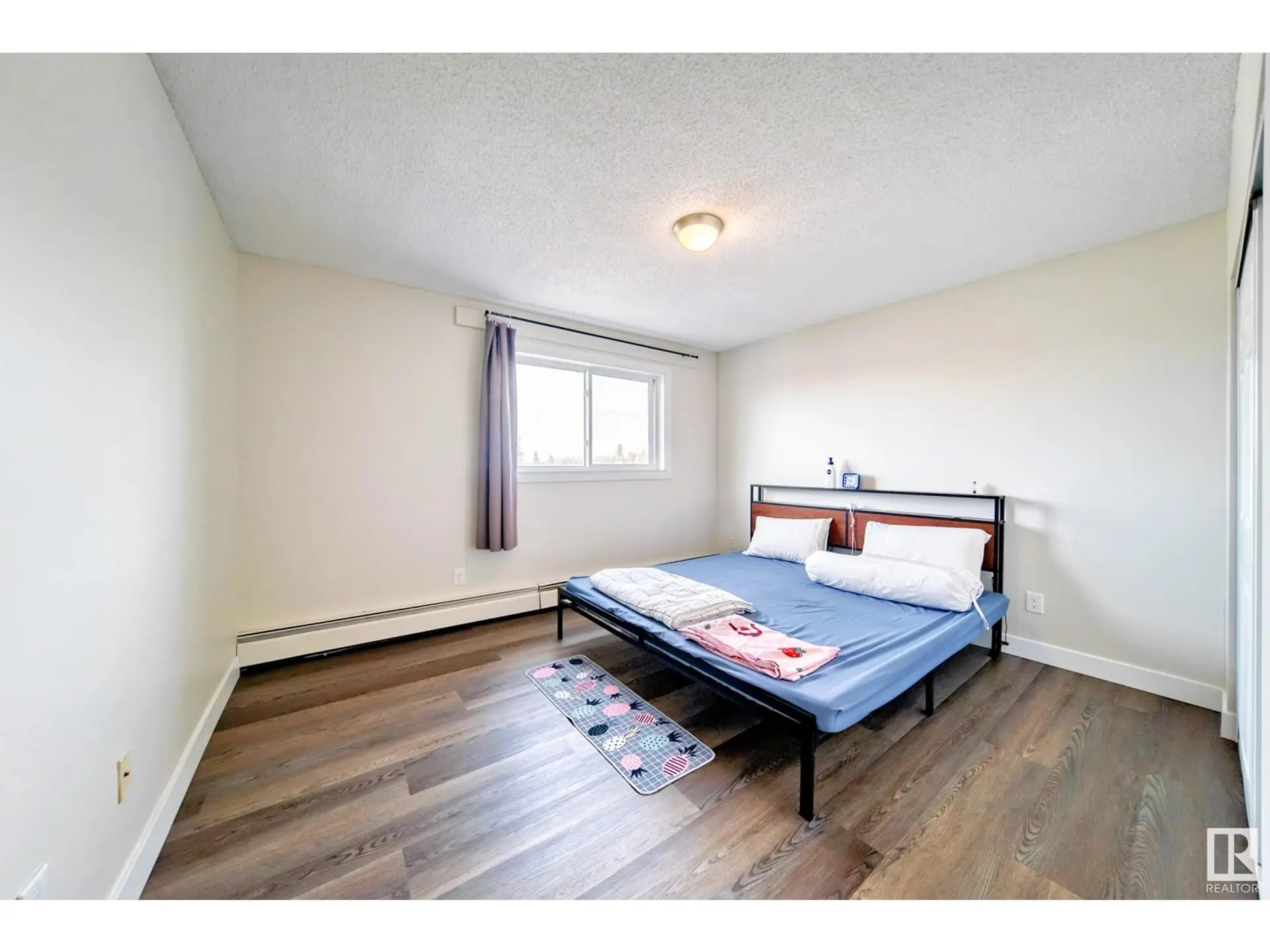 #404 10624 123 ST NW - Image 12