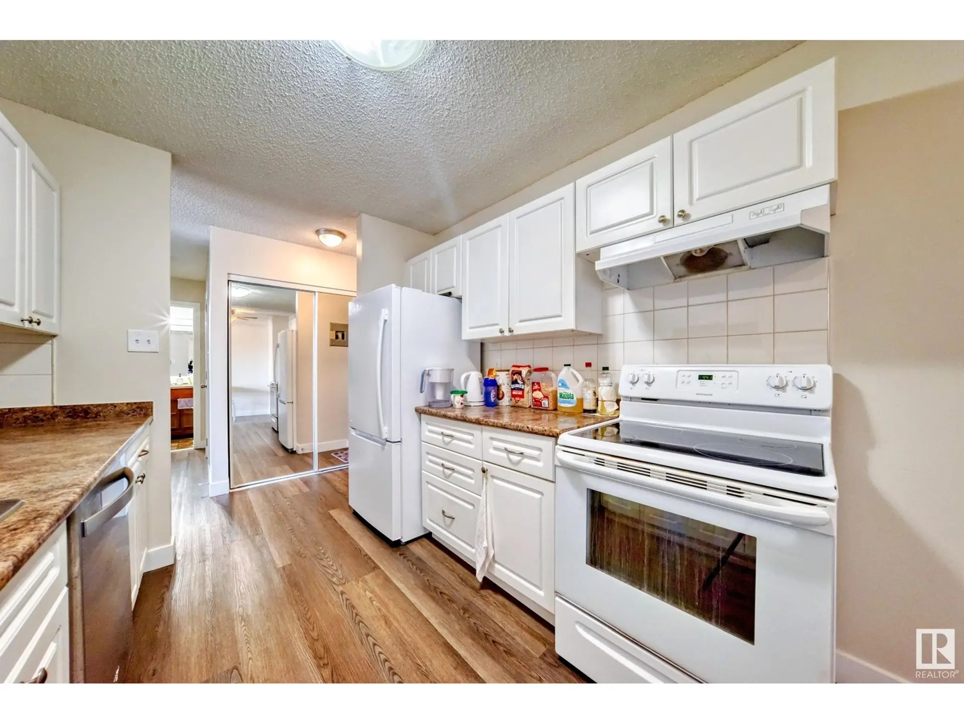 #404 10624 123 ST NW - Image 8