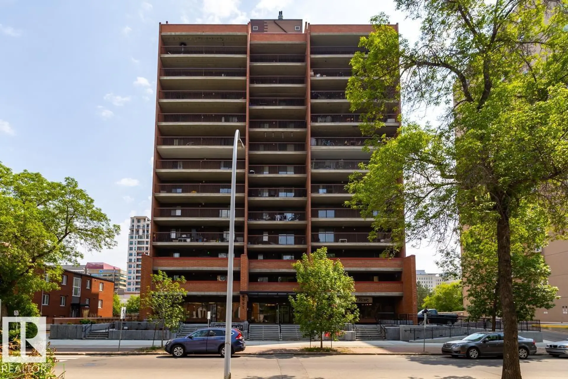 #206 9917 110 ST NW - Image 1