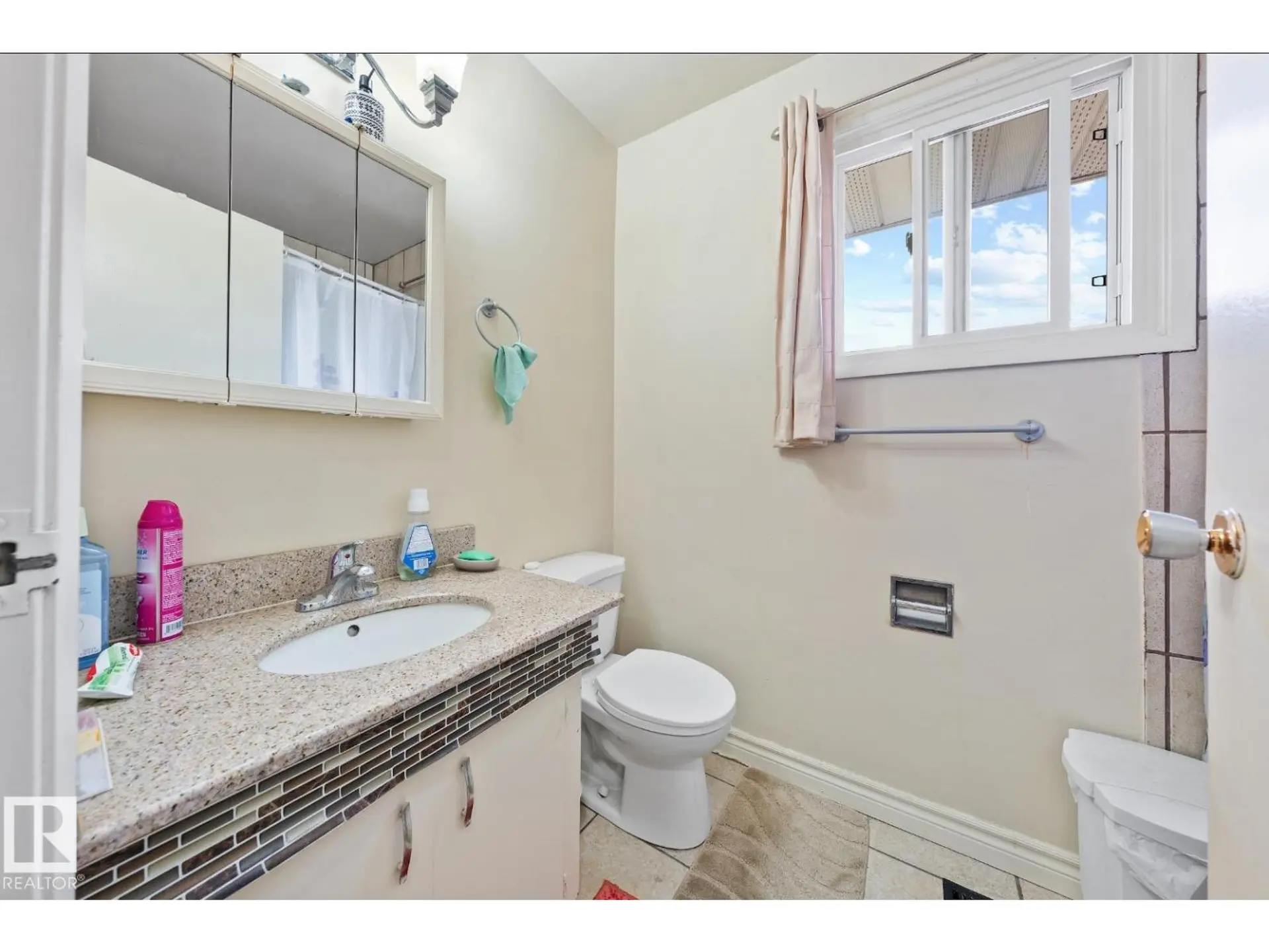 285 HARRISON DR NW - Image 16
