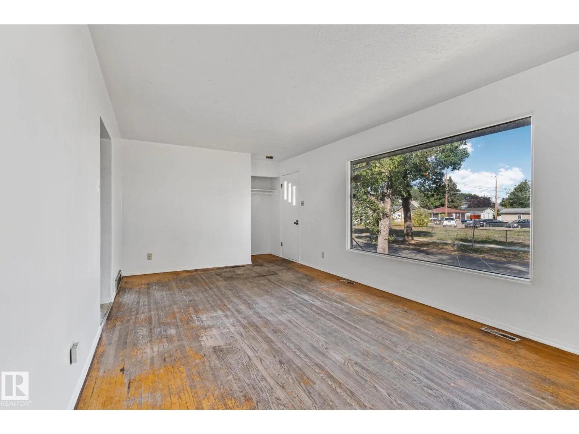 12350 82 ST NW - Image 10