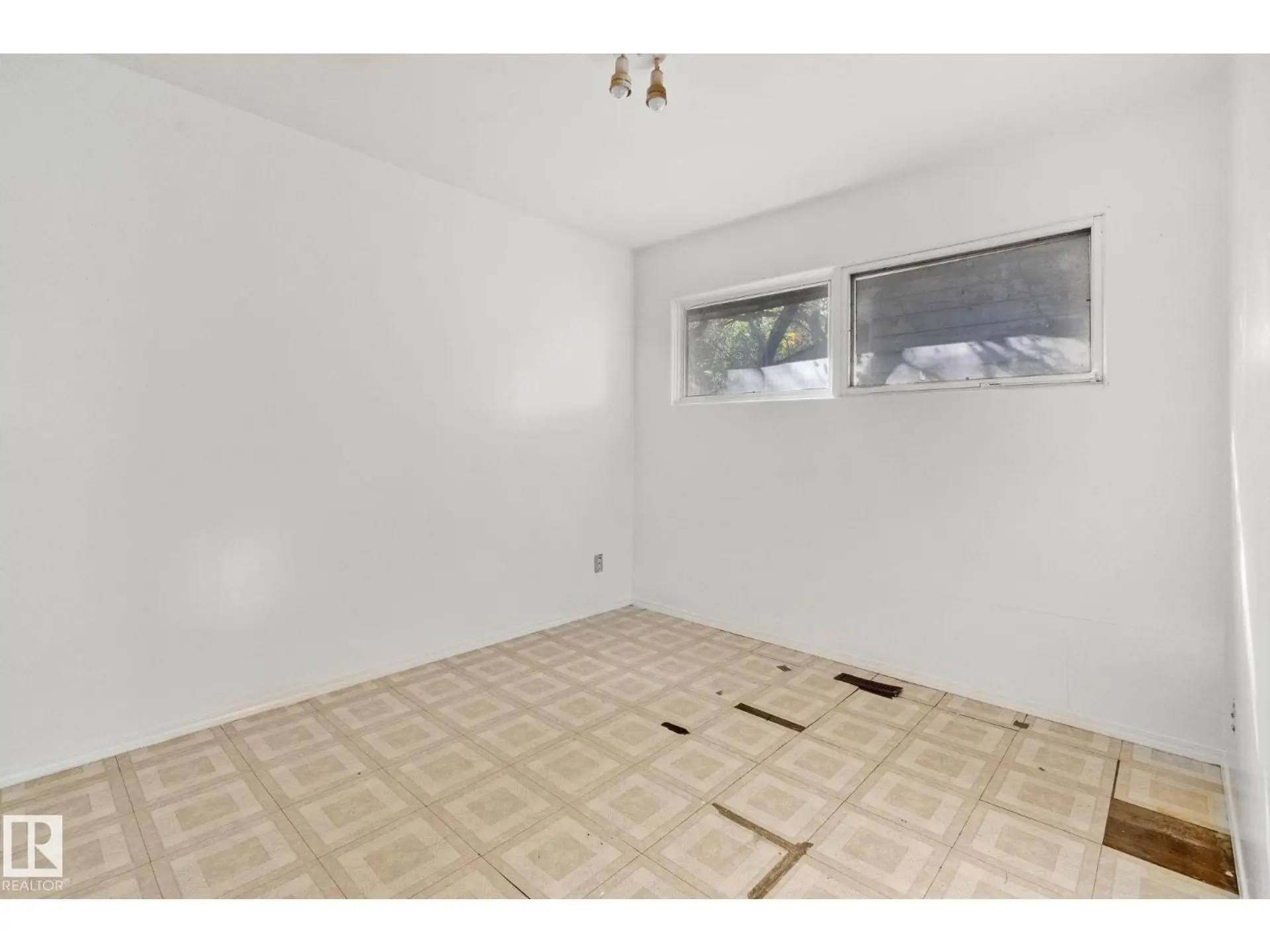 12350 82 ST NW - Image 7