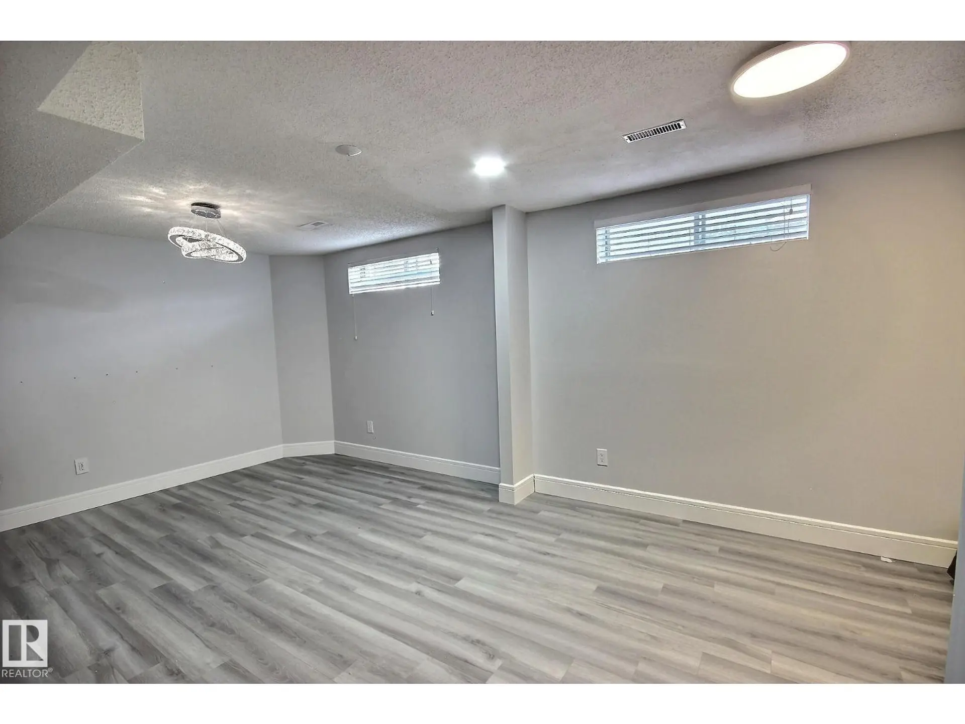 10735 BEAUMARIS RD NW - Image 13