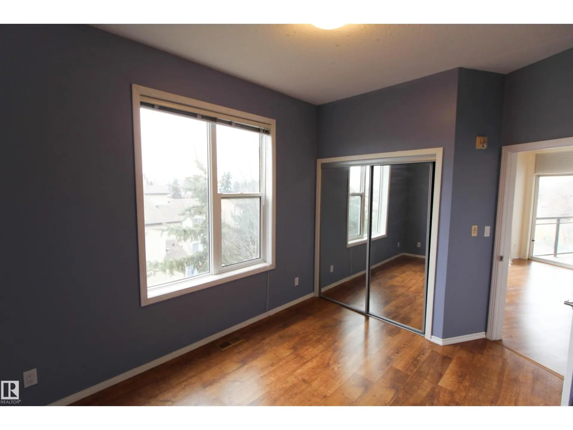 #347 4827 104A ST NW - Image 9