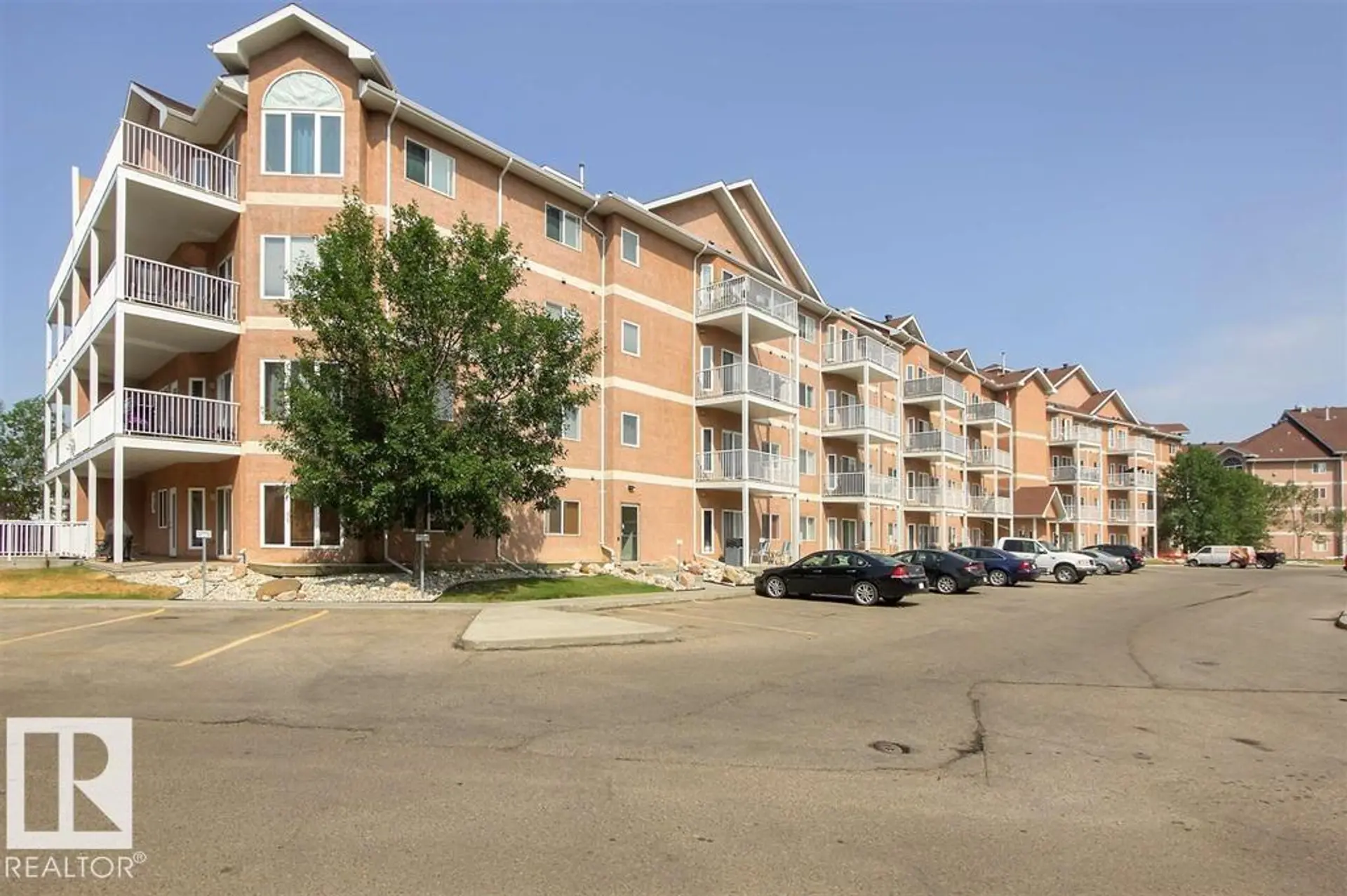 #111 4316 139 AV NW - Image 1