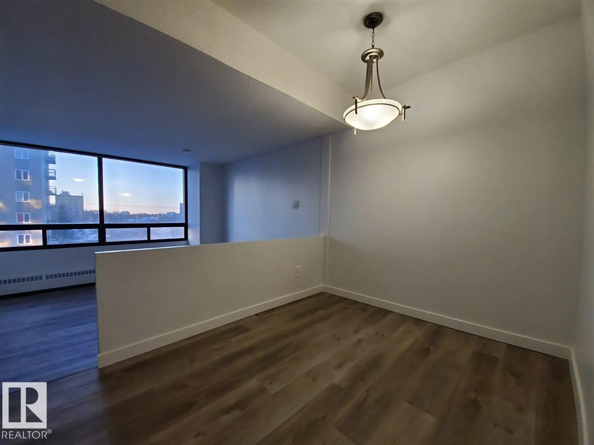 #614 10160 114 ST NW - Image 4