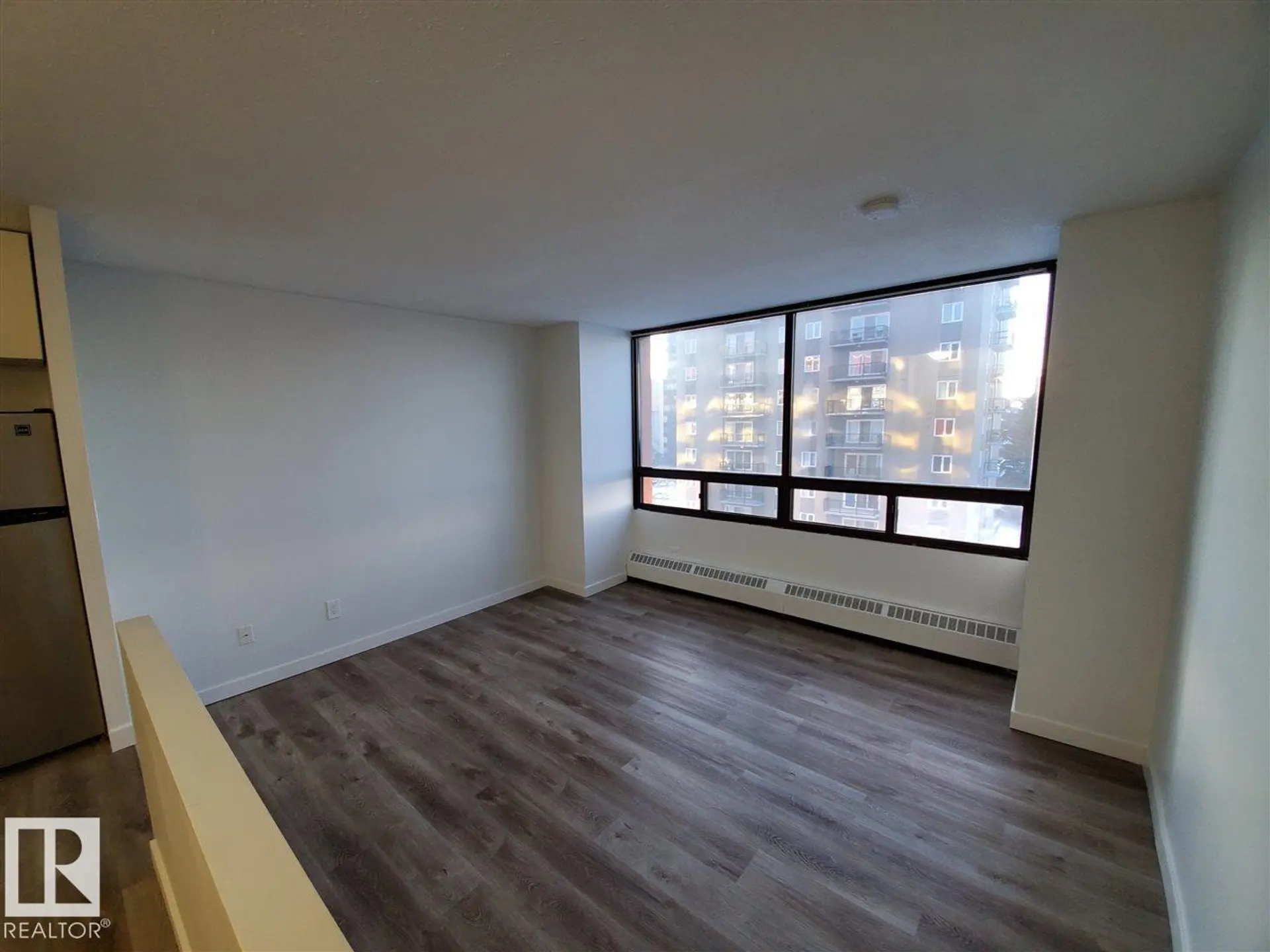 #614 10160 114 ST NW - Image 6