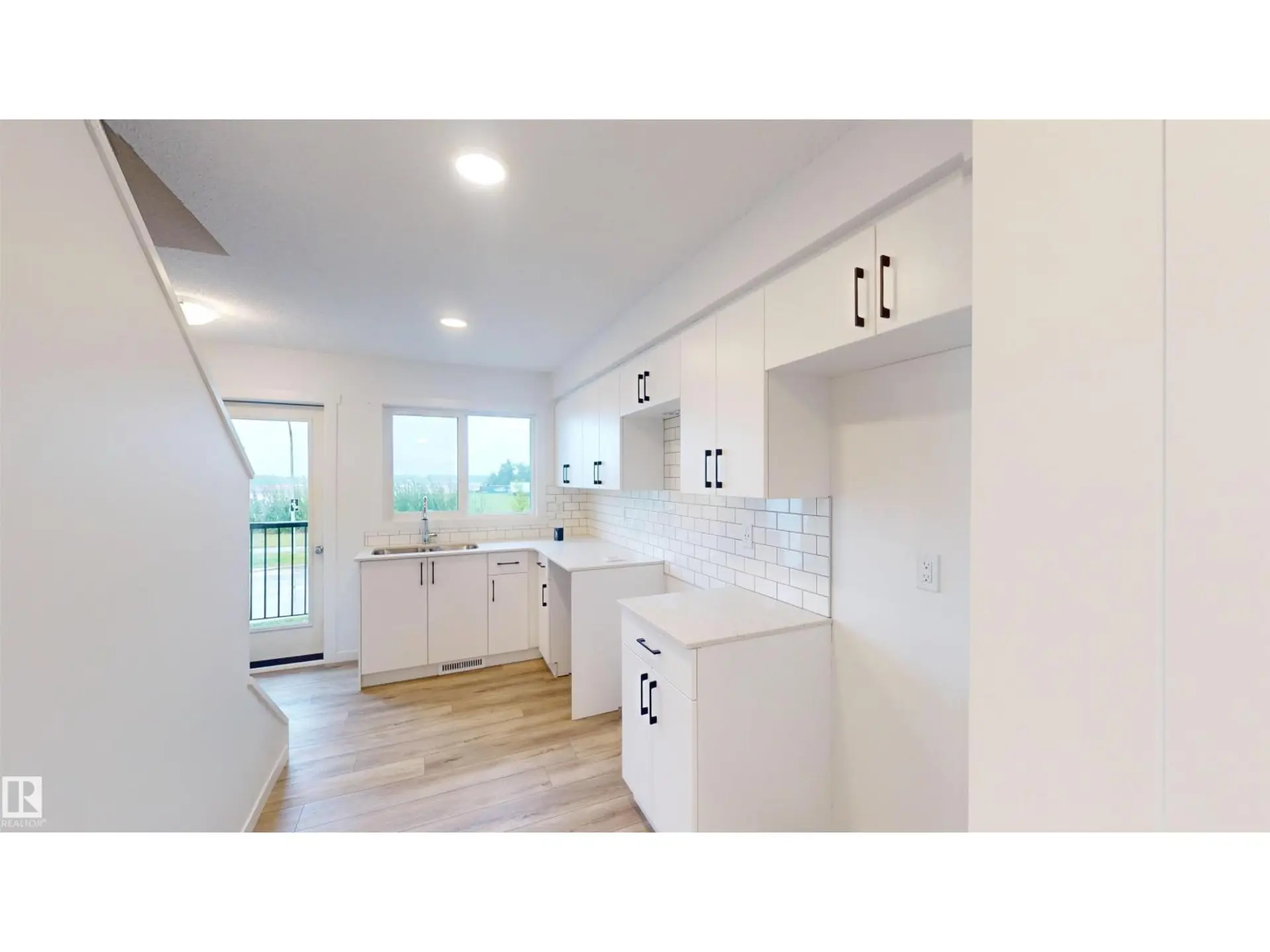 #6 29 Airport RD NW - Image 7