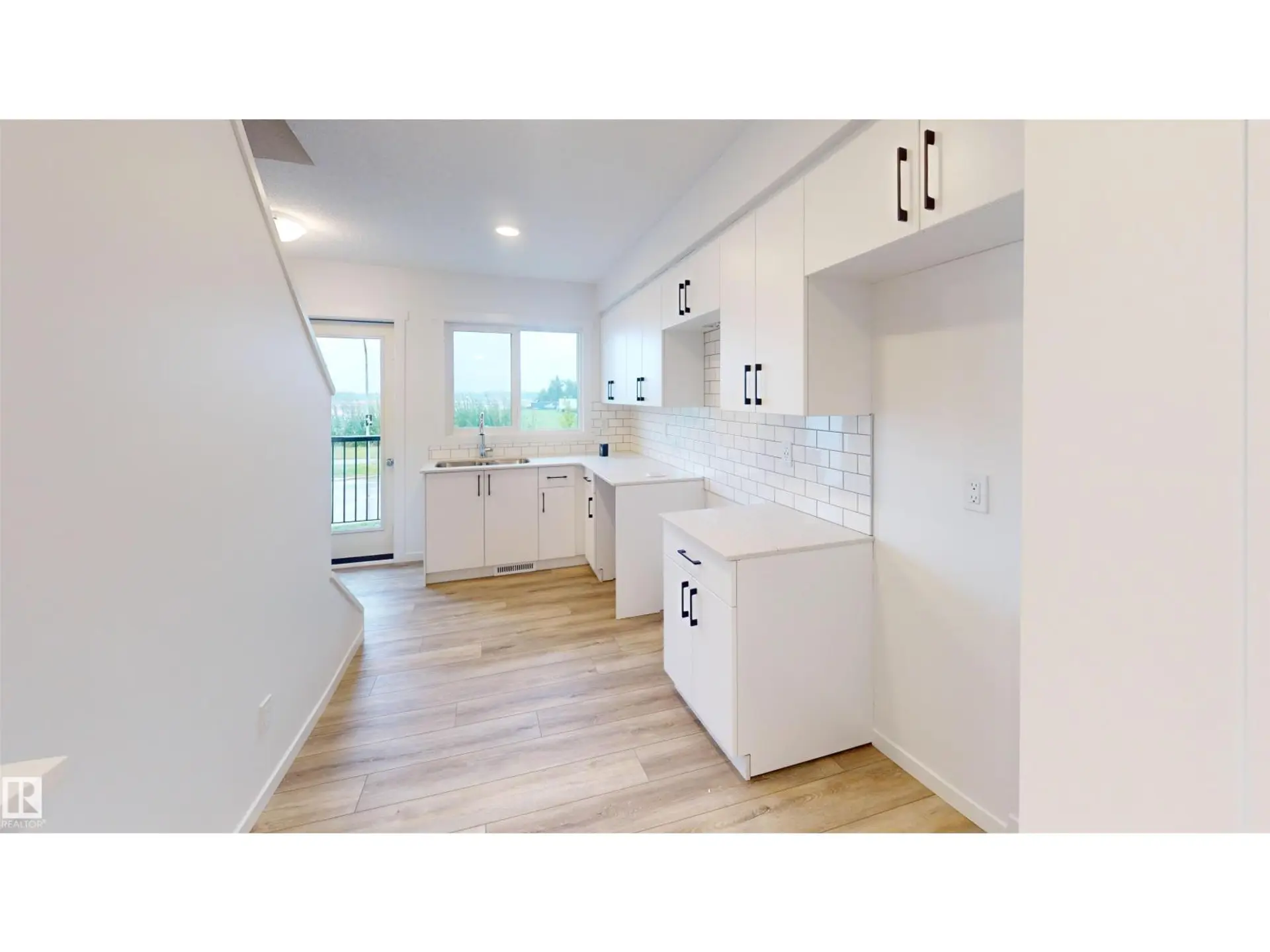 #6 29 Airport RD NW - Image 11