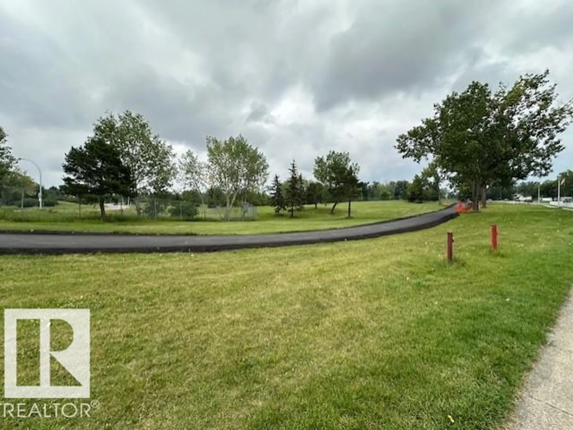 #313 2908 116A AV NW - Image 16