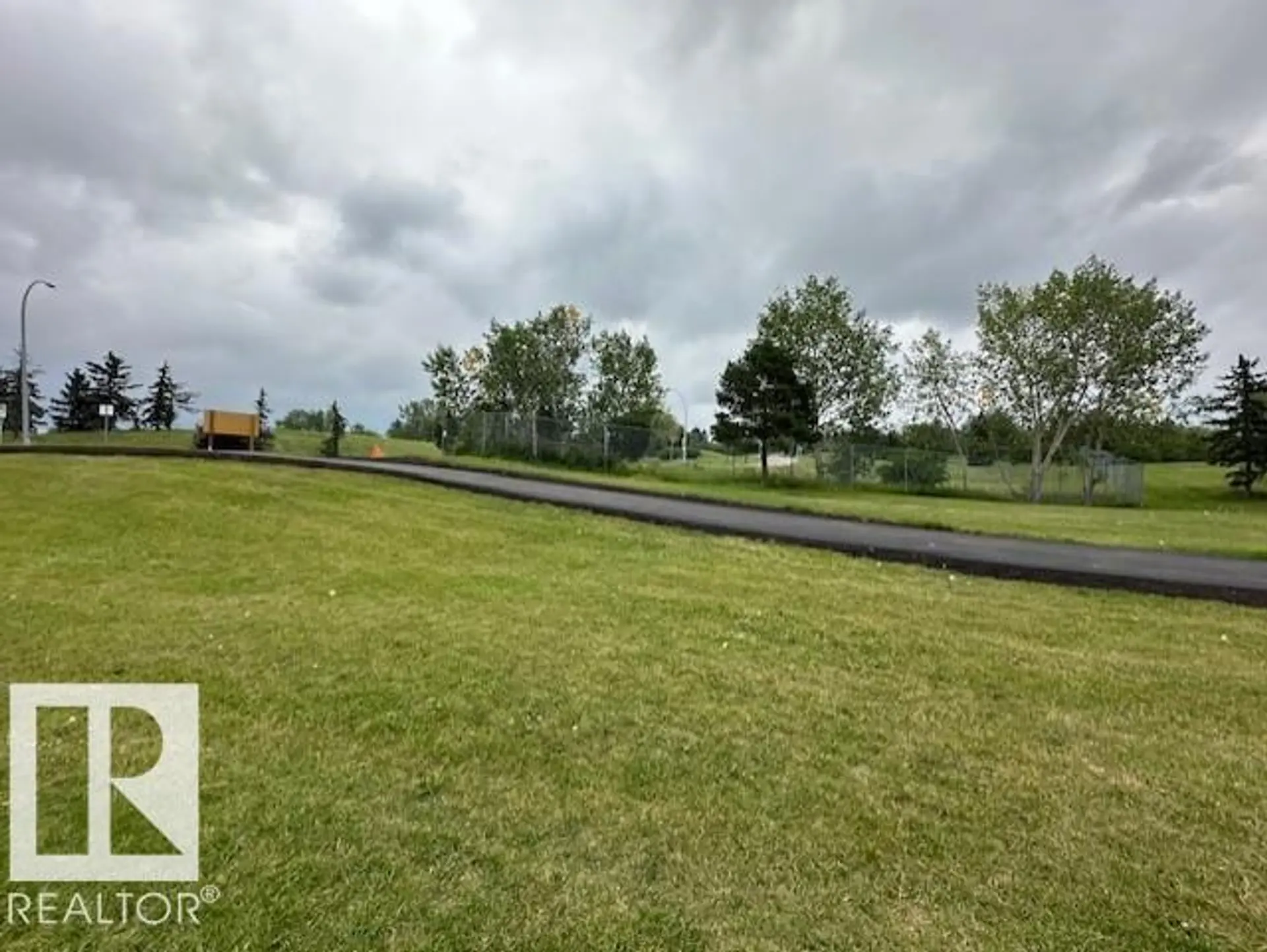 #313 2908 116A AV NW - Image 17