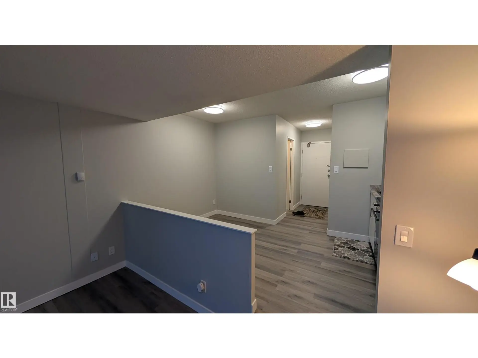 #714 10160 114 ST NW NW - Image 5