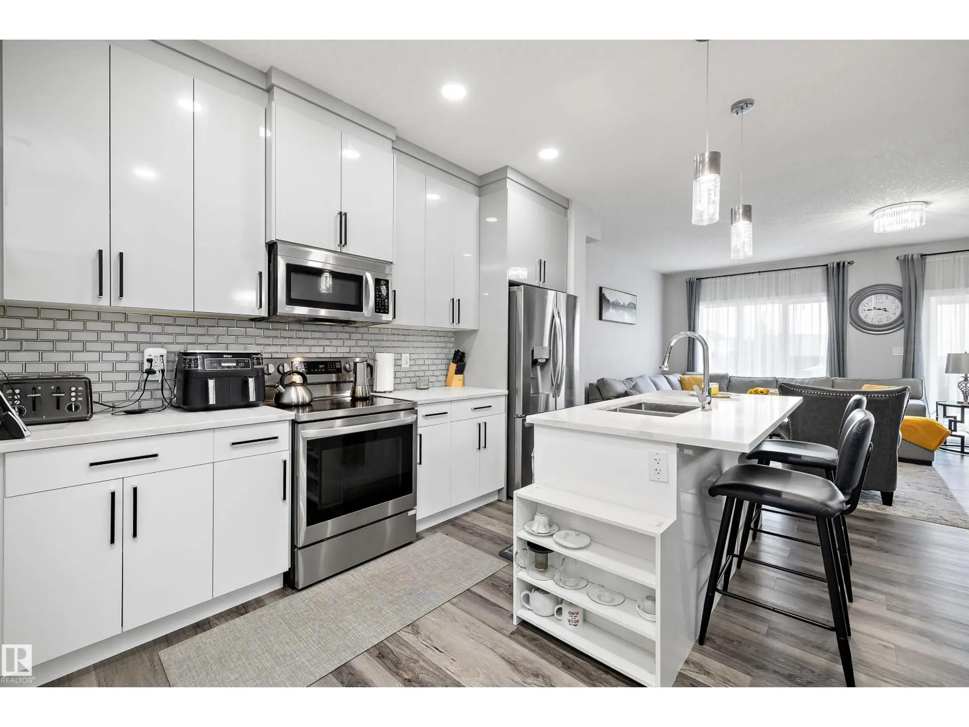6506 167A AV NW - Image 5