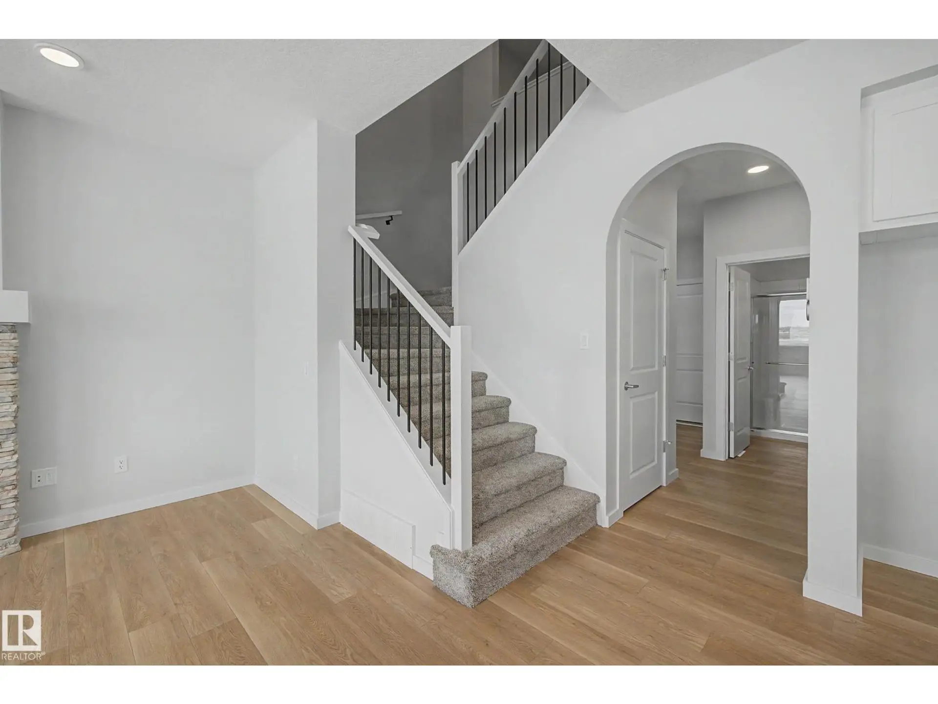 5433 HAWTHORN RUN SW - Image 8