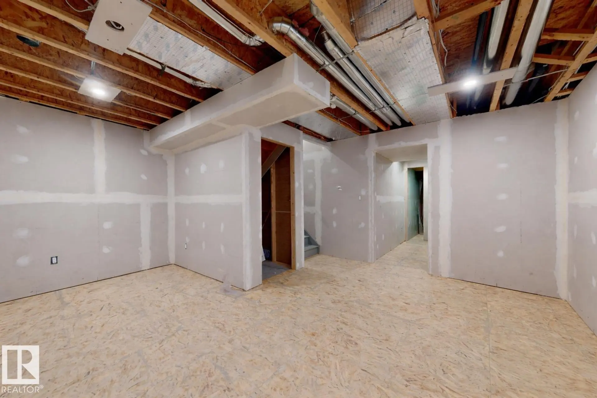 1030 177A ST SW - Image 20