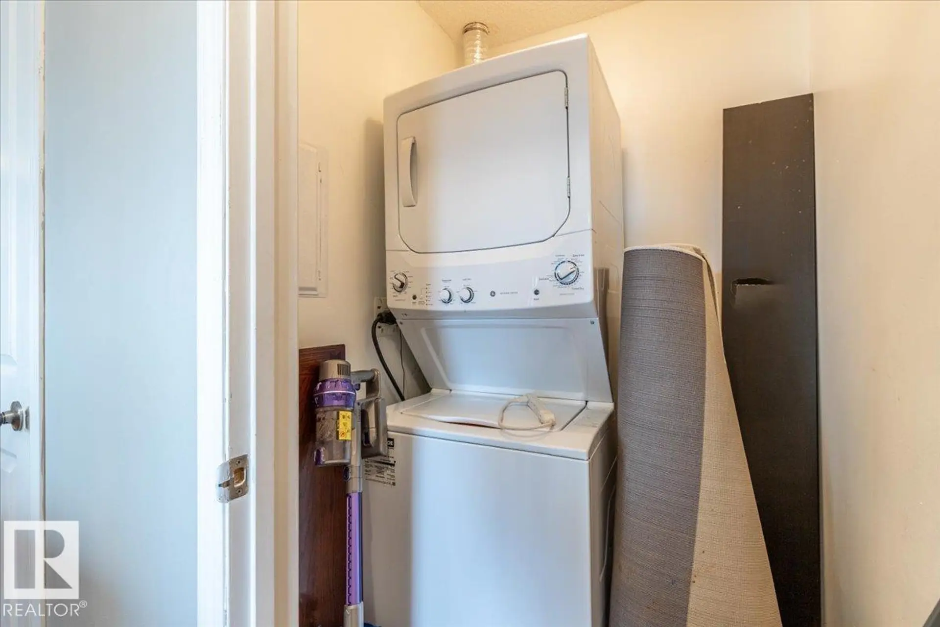 #523 10535 122 ST NW NW - Image 15