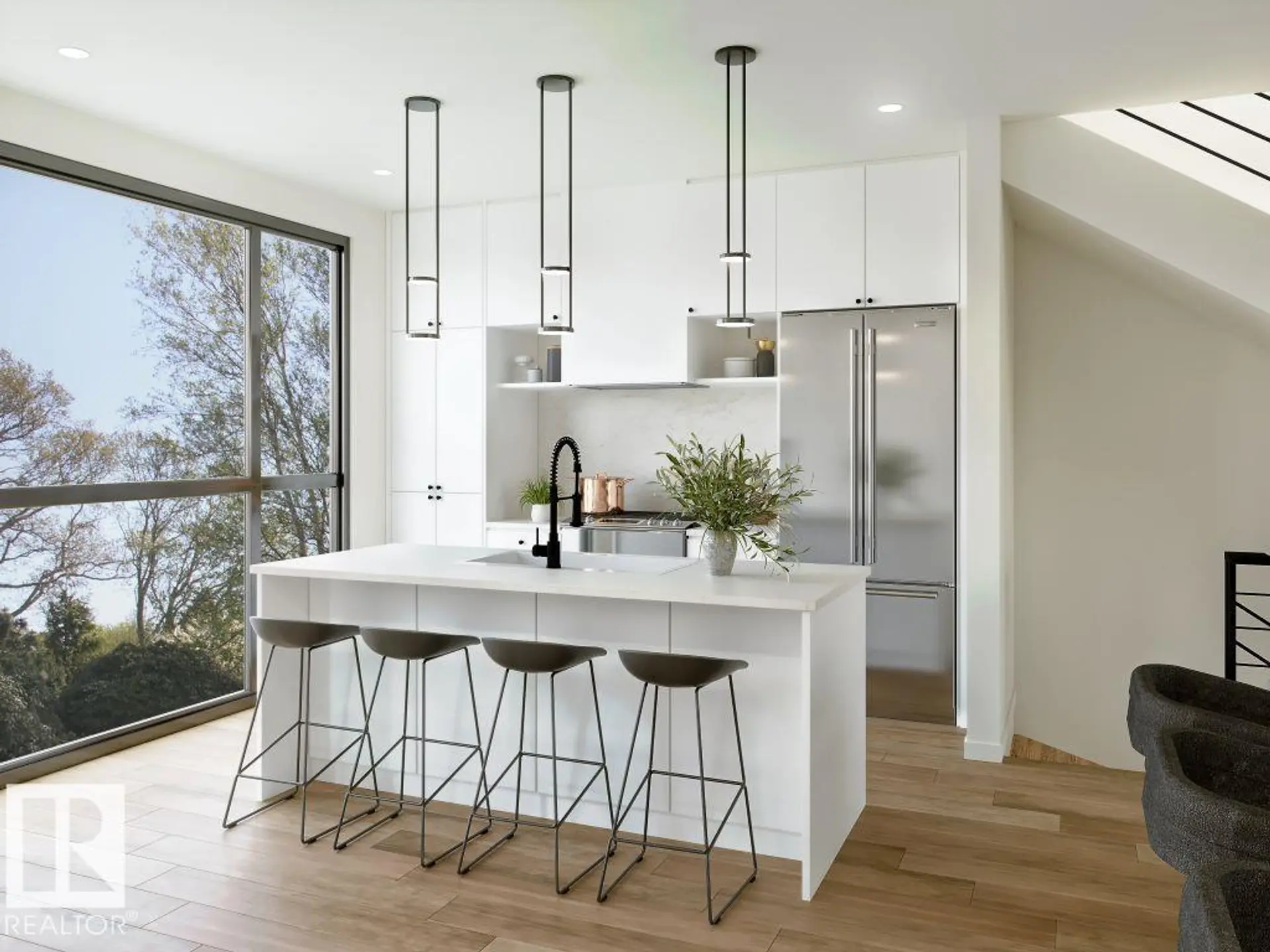 #4 10327 WADHURST RD NW - Image 4