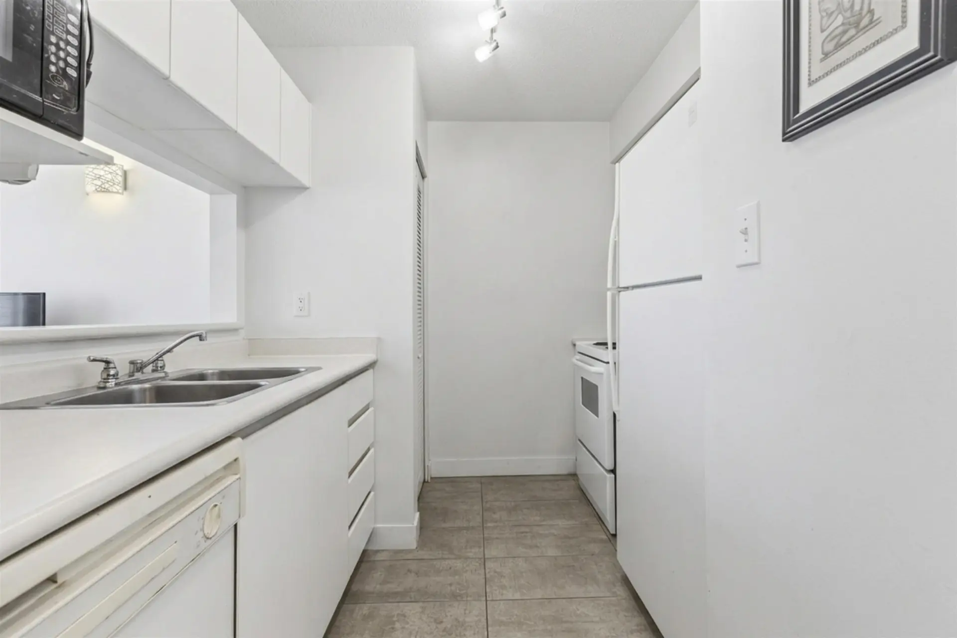 #107 4990 McGeer Street - Image 7