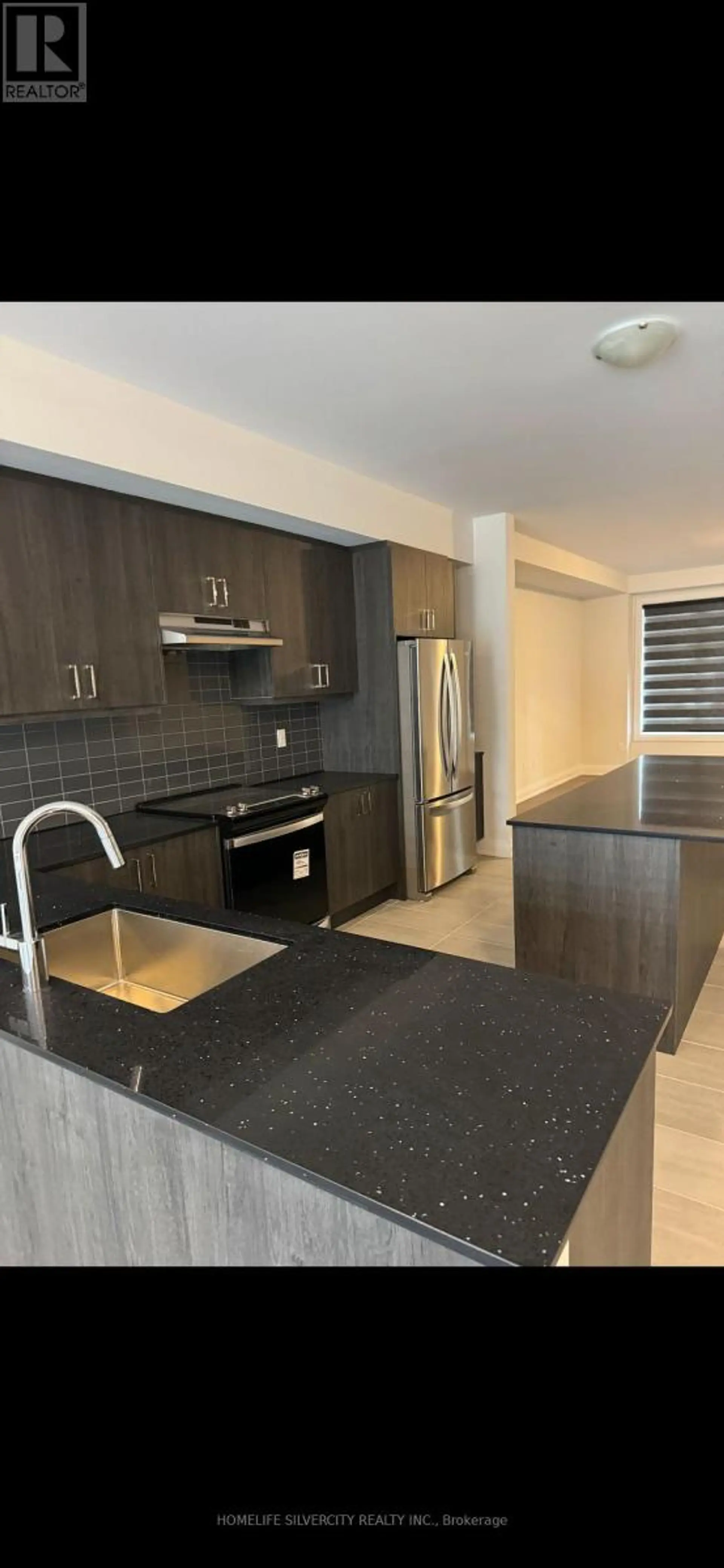 99 SEGUIN STREET - Image 2