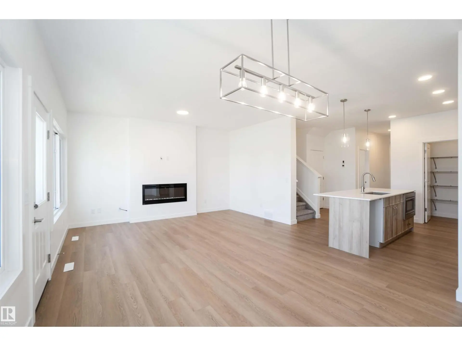 17720 7 ST NE - Image 19