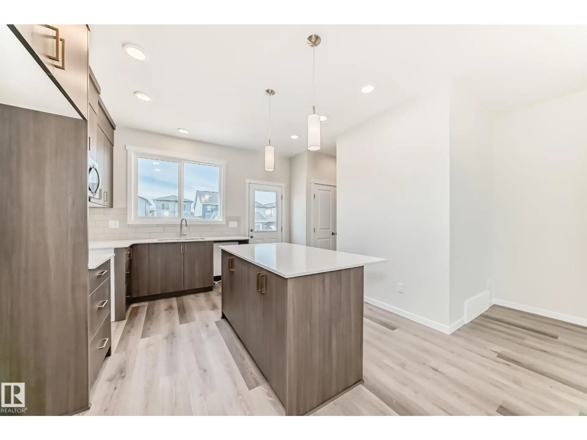 17548 63 ST NW - Image 10