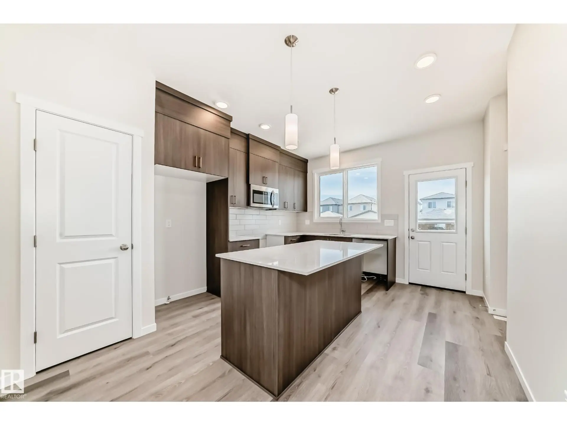17548 63 ST NW - Image 4