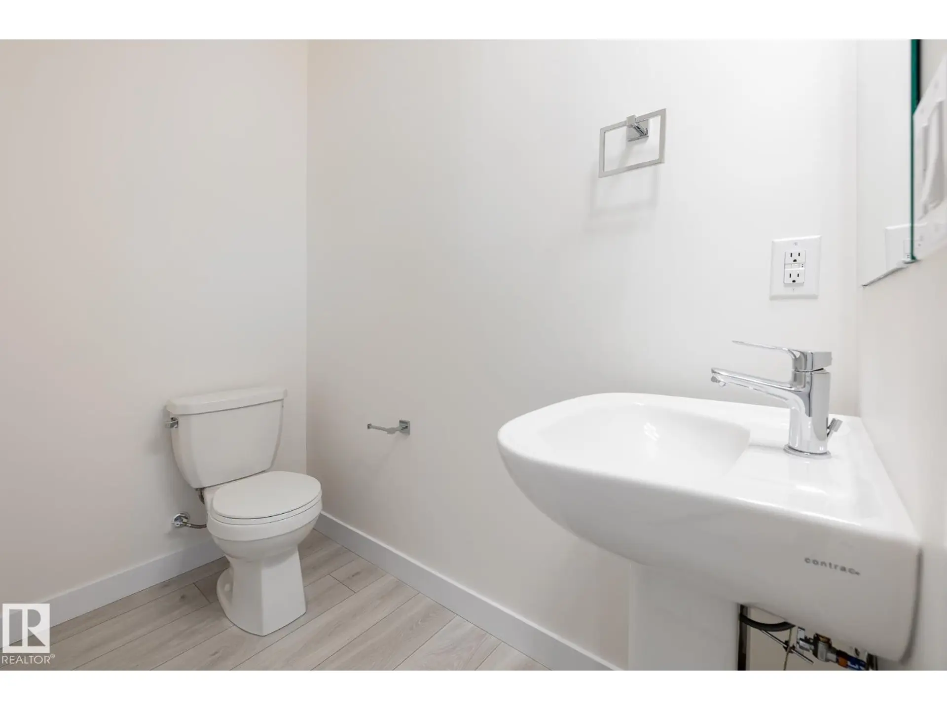1531 211 ST NW - Image 10