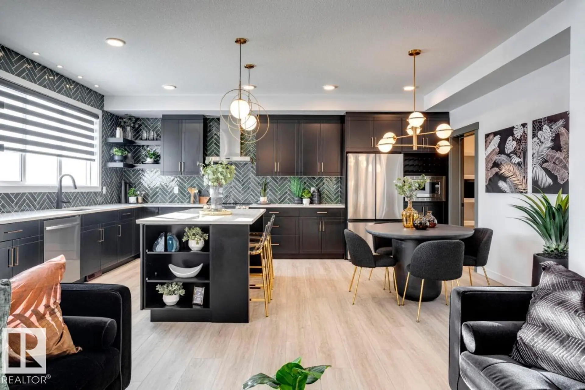 959 18 AV NW - Image 5