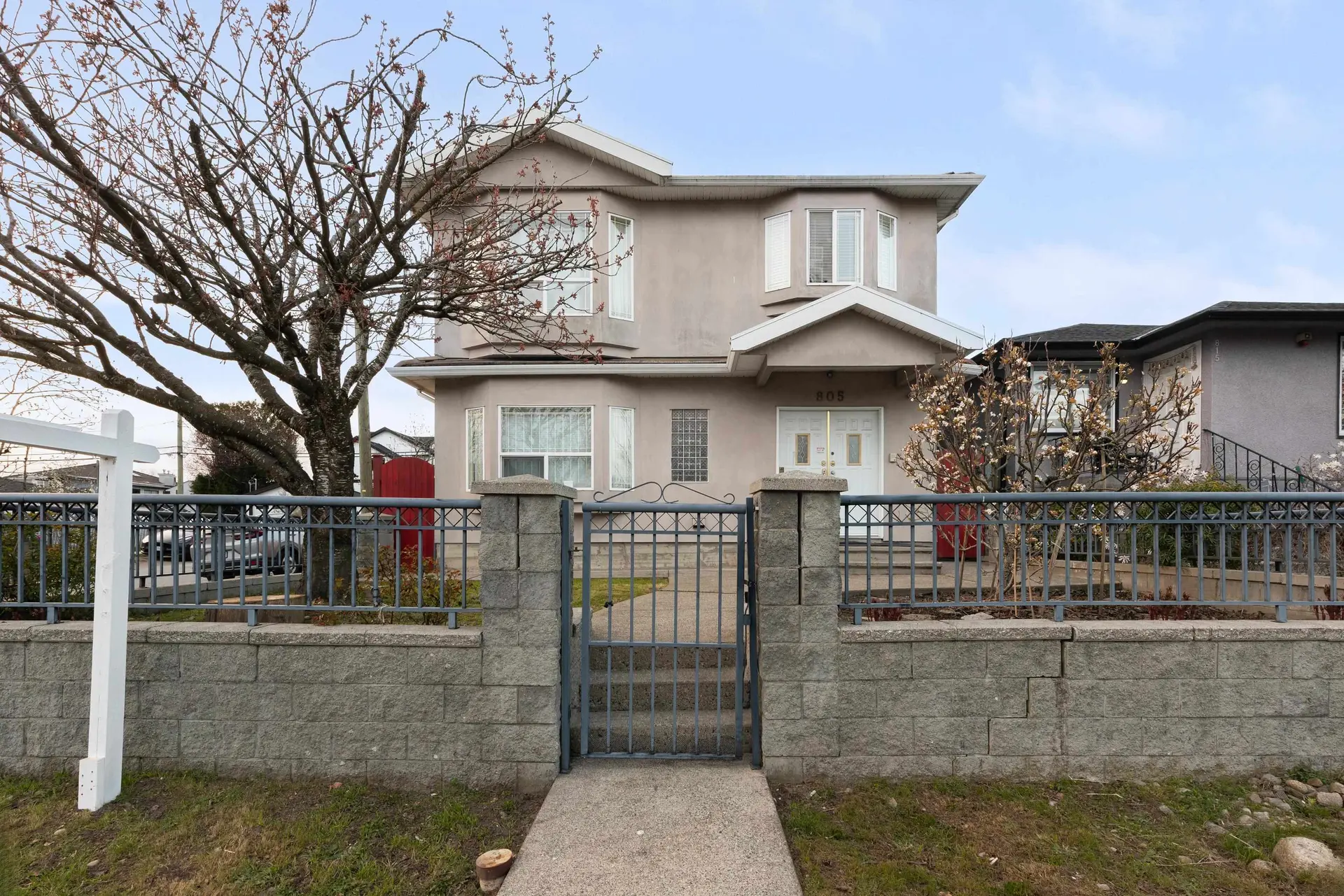 Property at 805 E 57th Avenue, Vancouver, BC