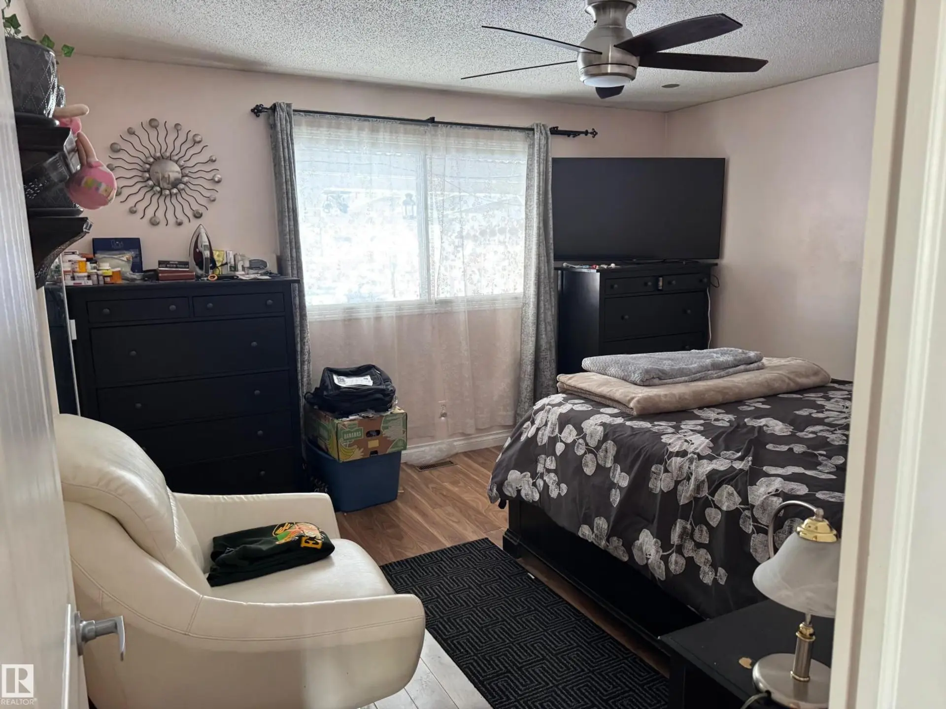 3203 74 ST NW - Image 8