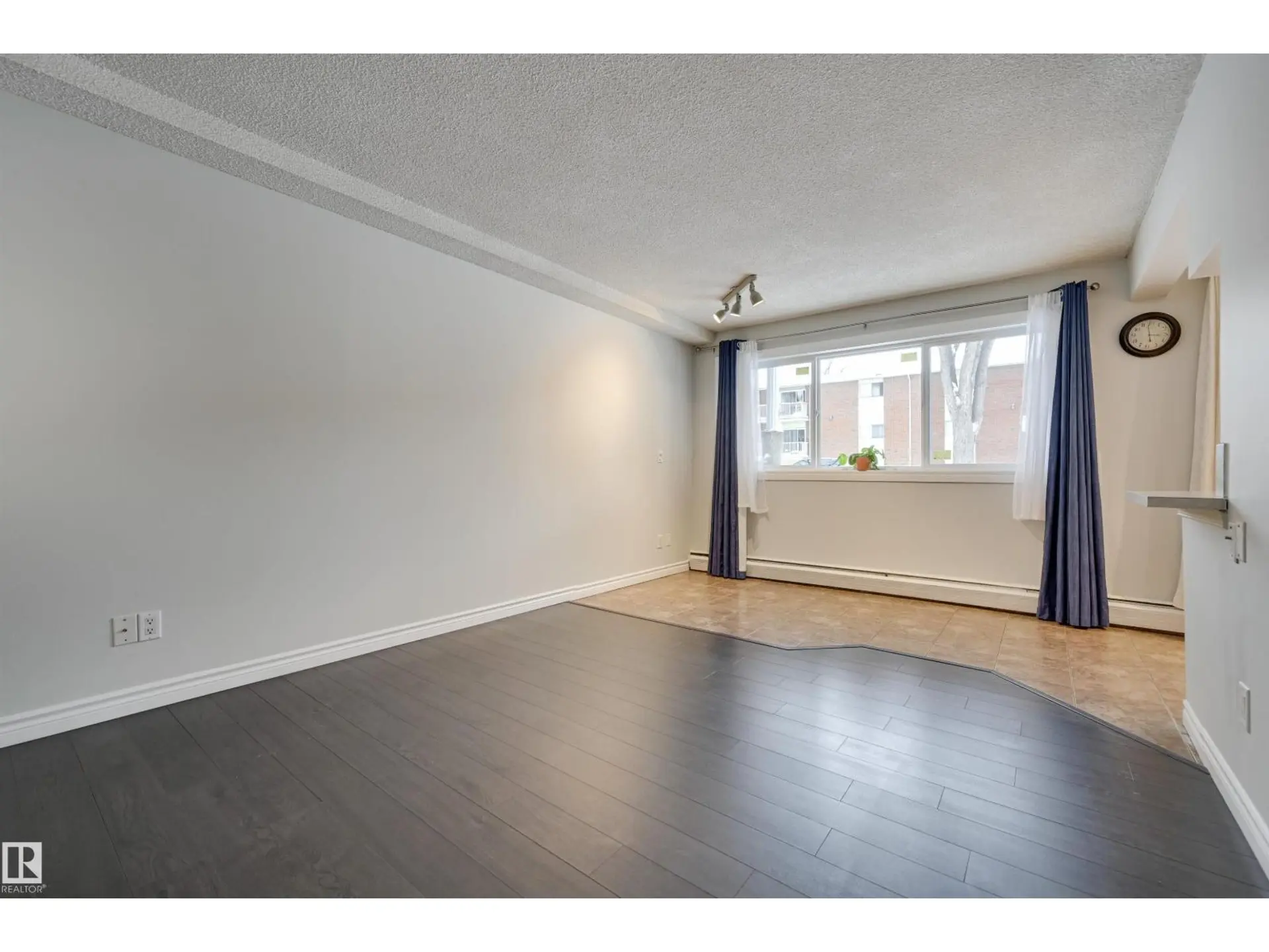 #105 10621 79 AV NW - Image 2