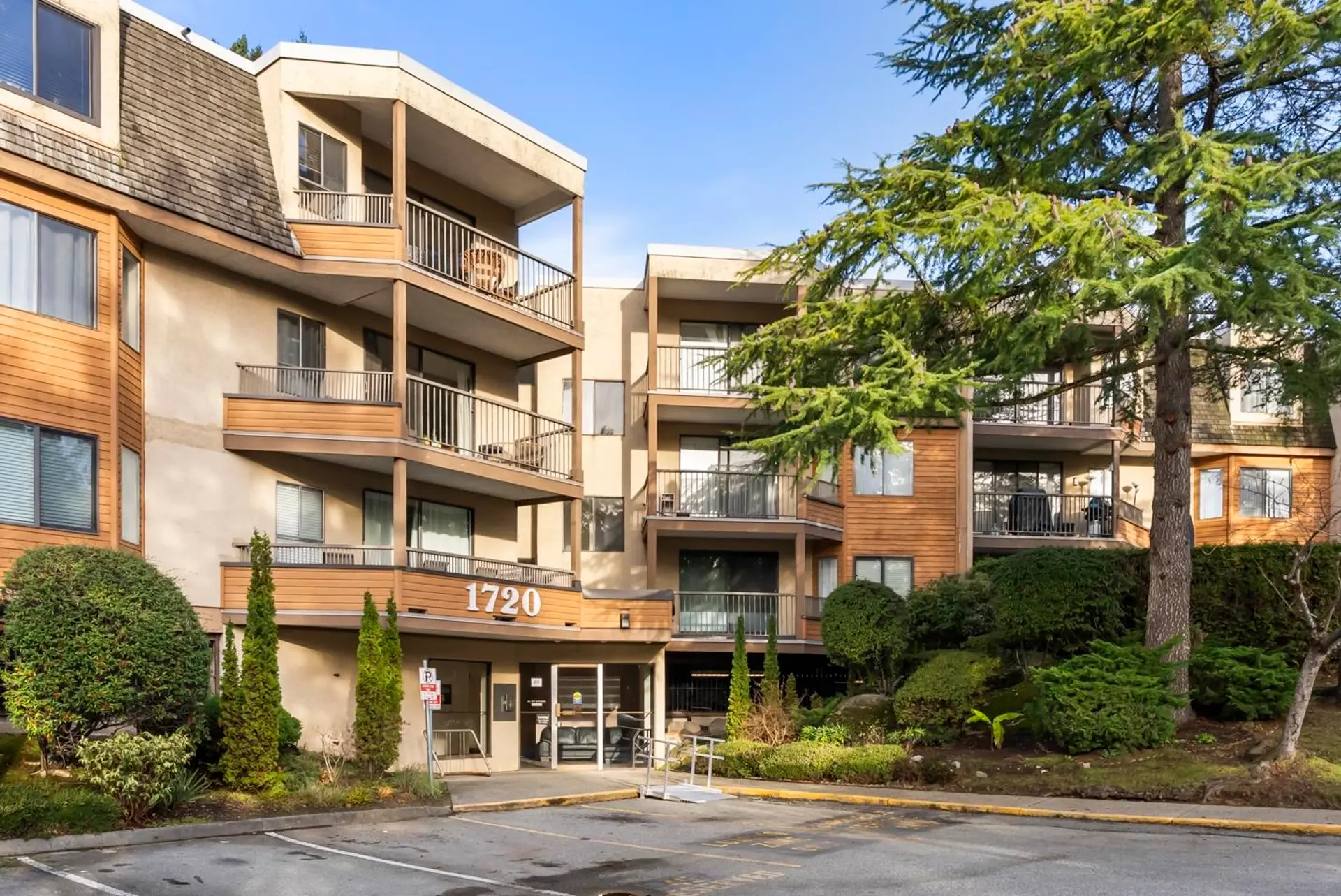 Property at #106 1720 Southmere Crescent, Surrey, BC