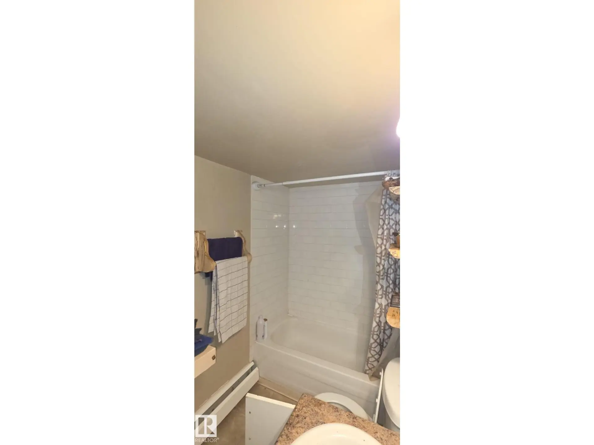 #507 9710 105 ST NW - Image 6