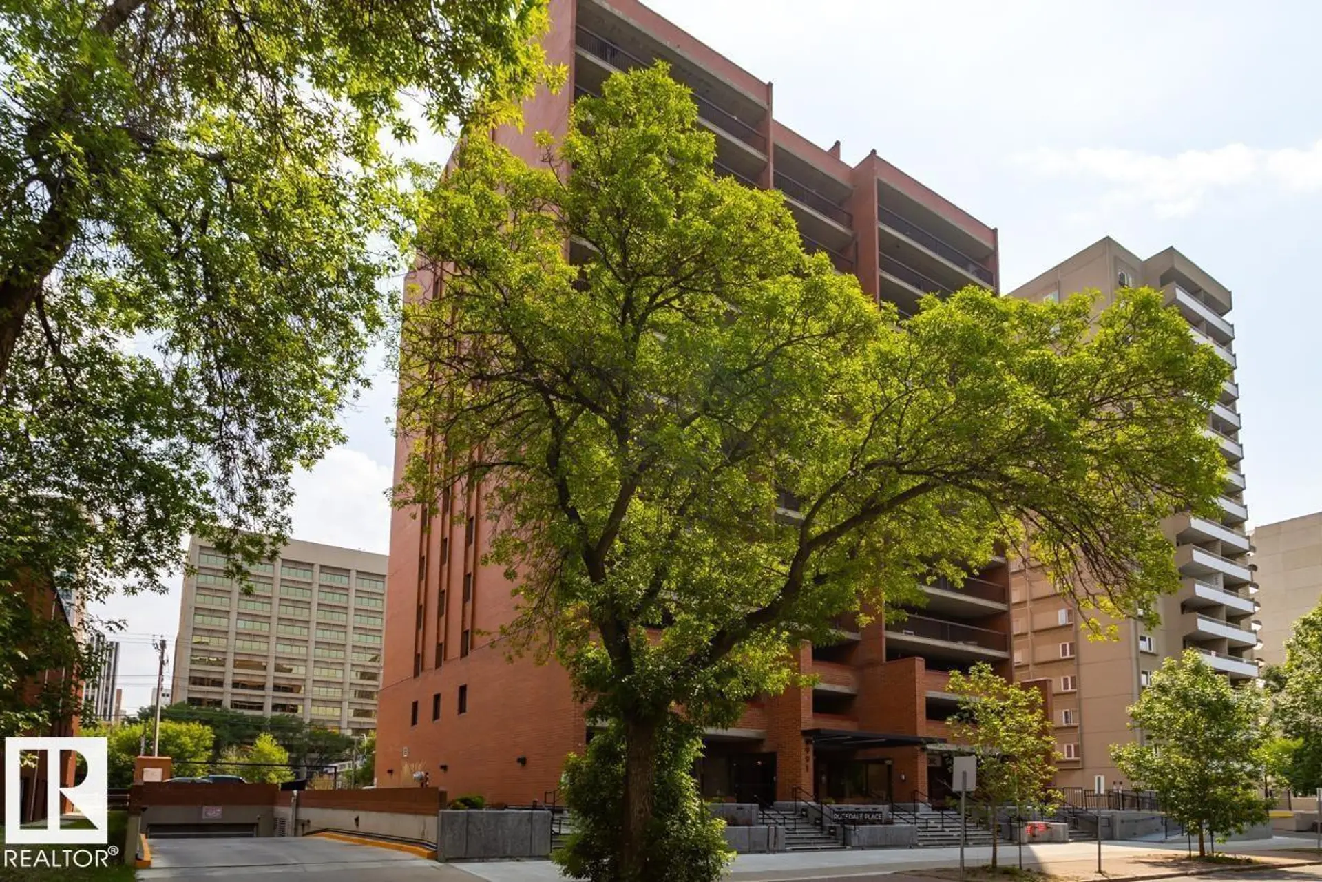 #408 9917 110 ST NW - Image 3