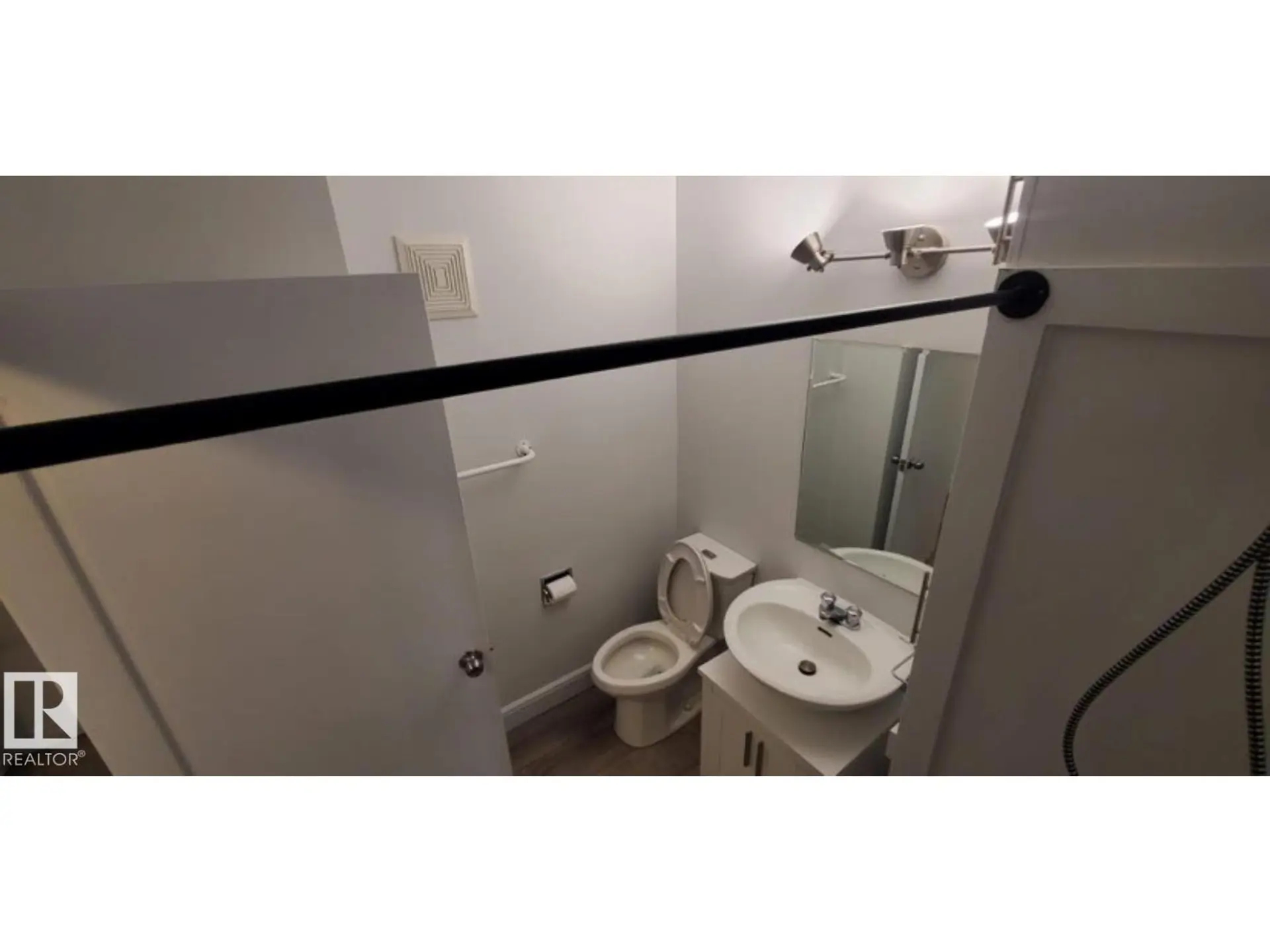 6422 132 AV NW - Image 2