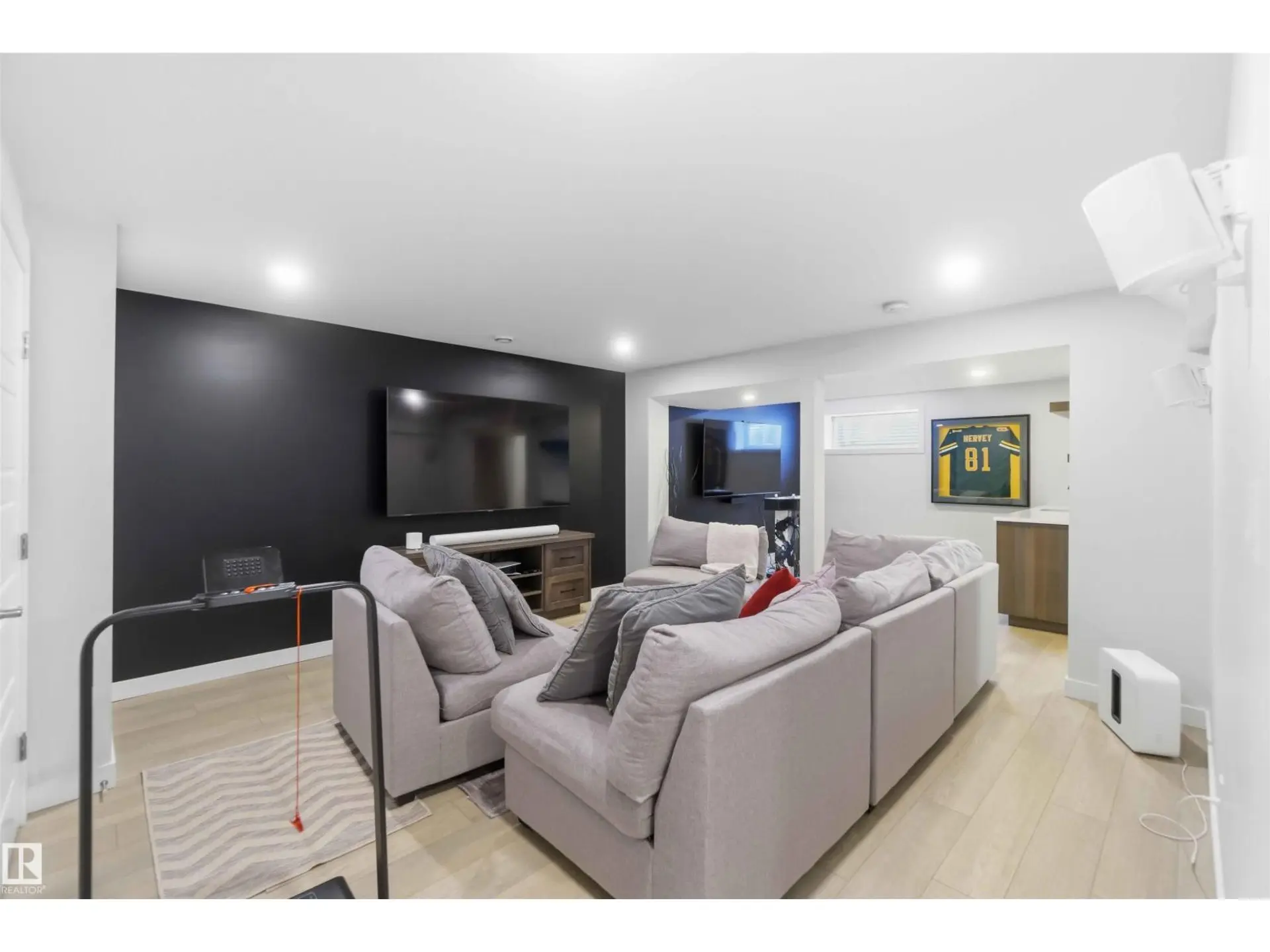 2331 71 ST SW - Image 12