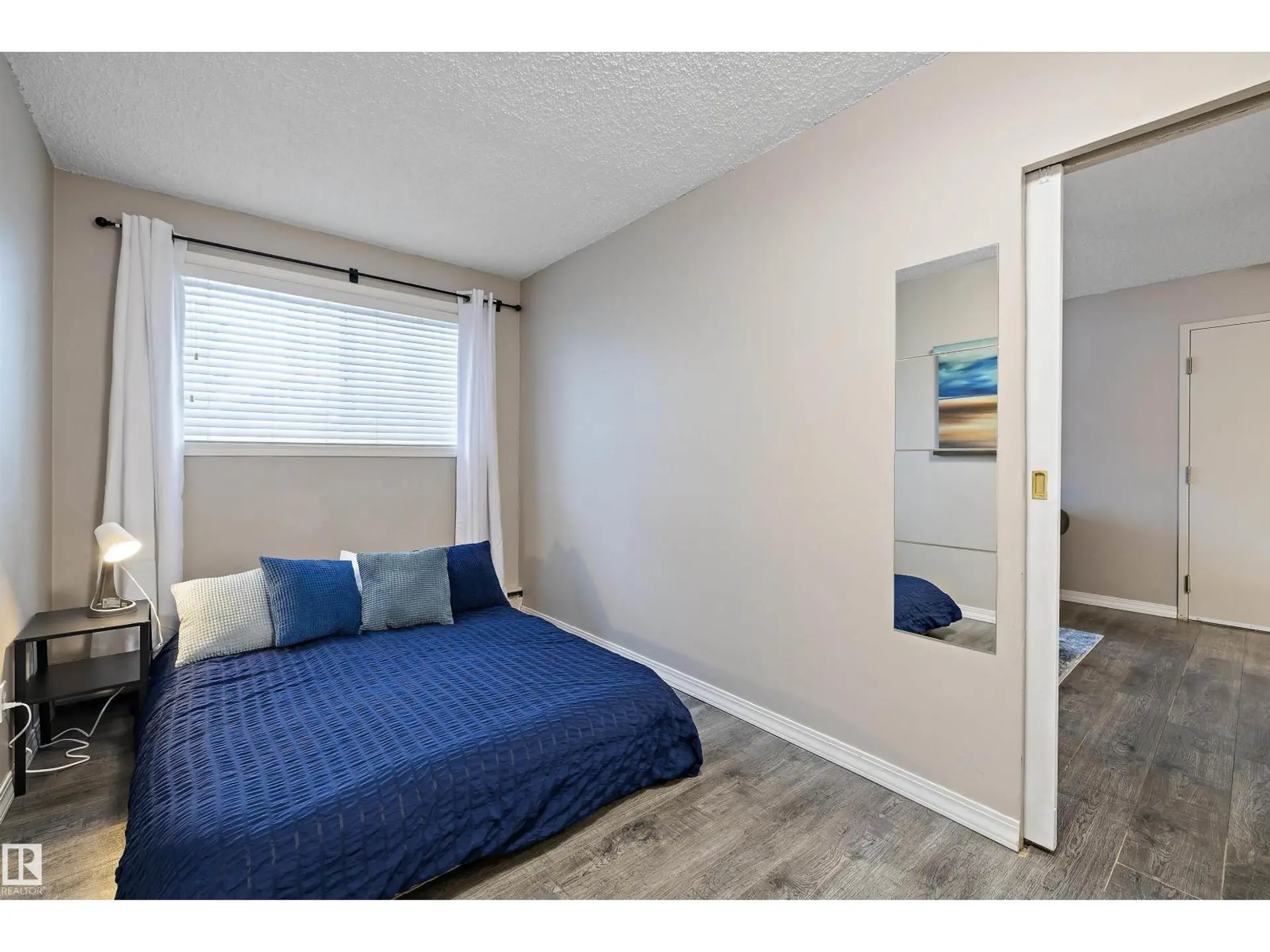 #4 8803 101 ST NW - Image 15